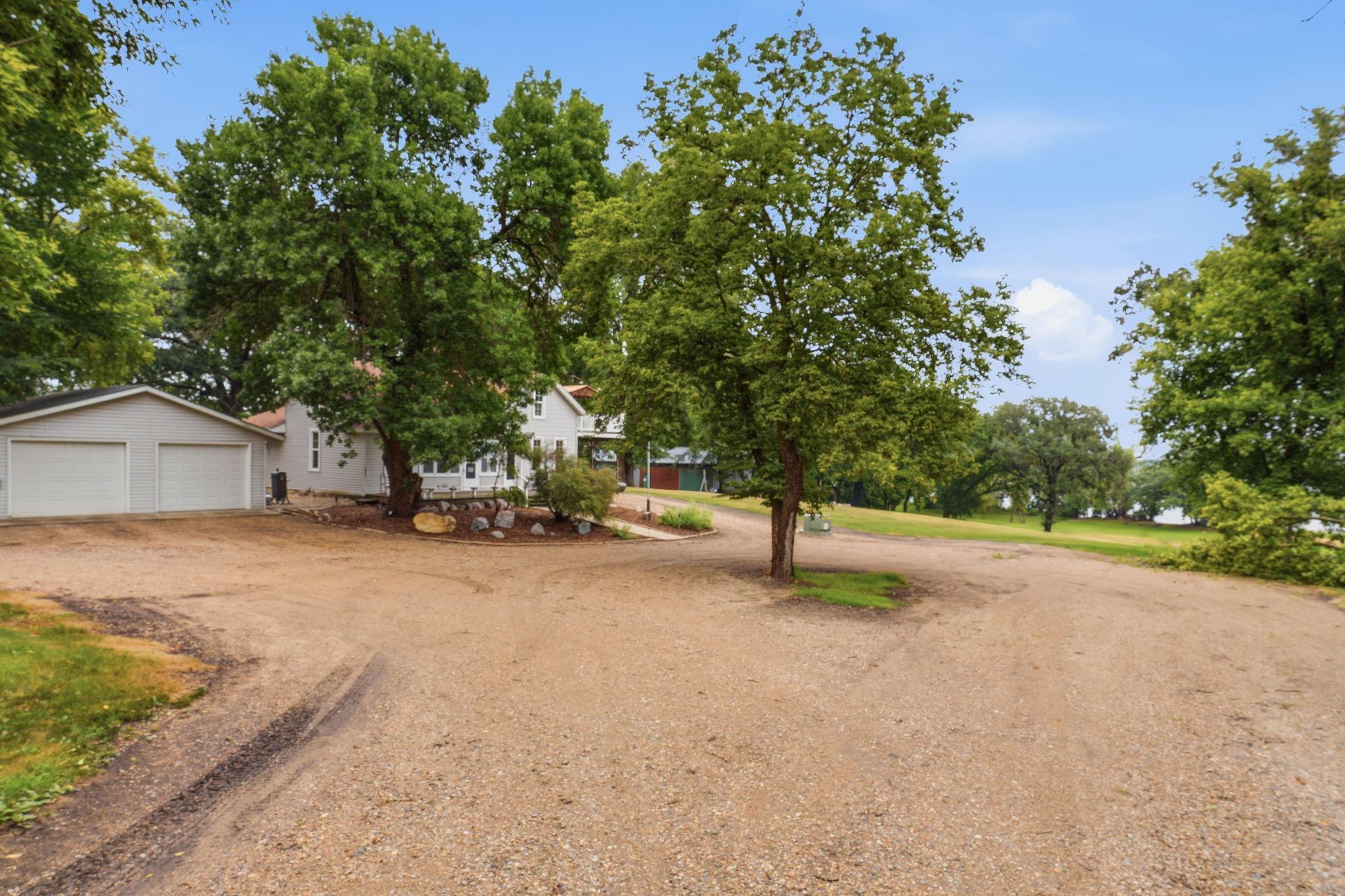 5861 Highway 71 NE