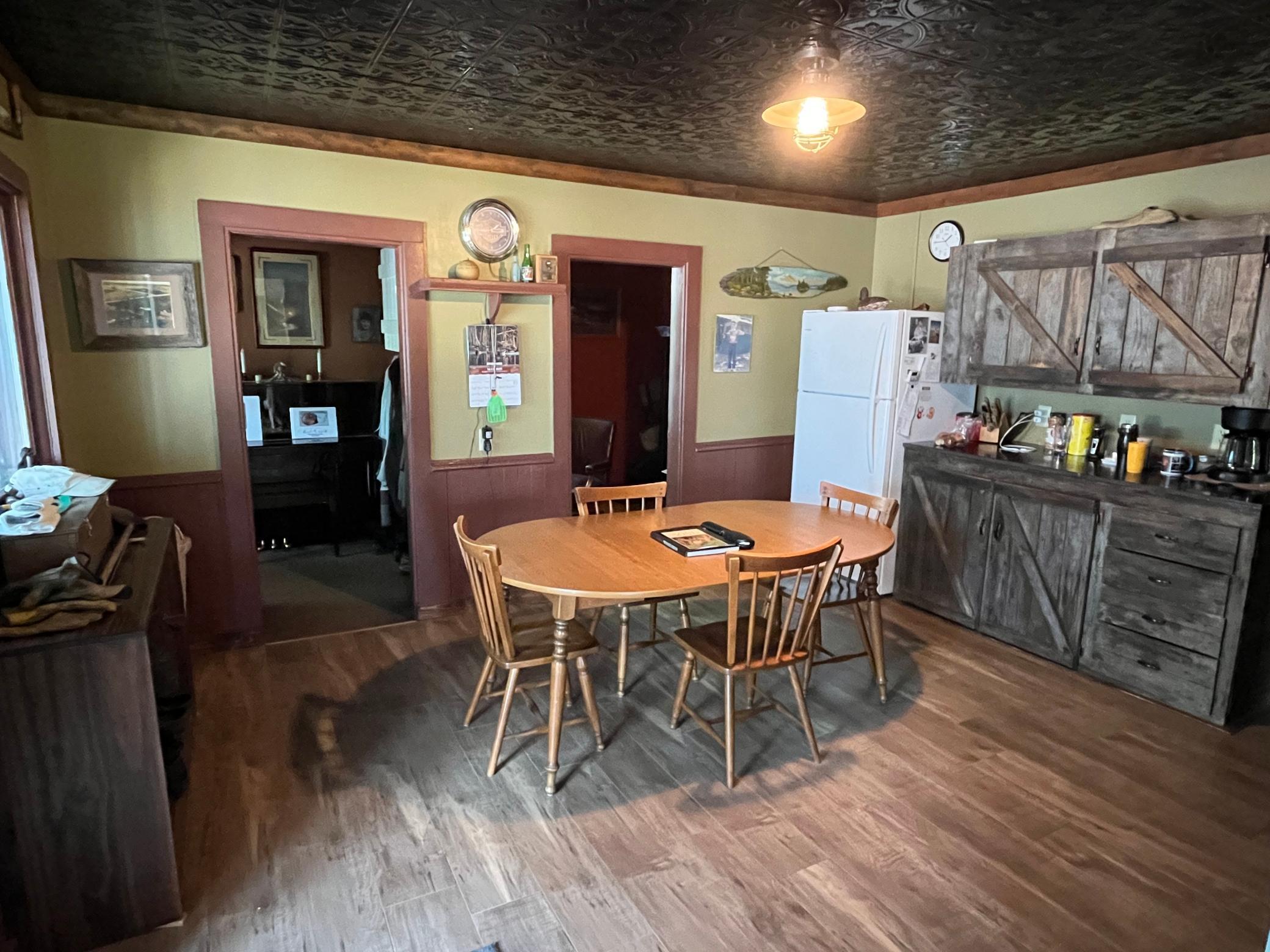 5861 Highway 71 NE