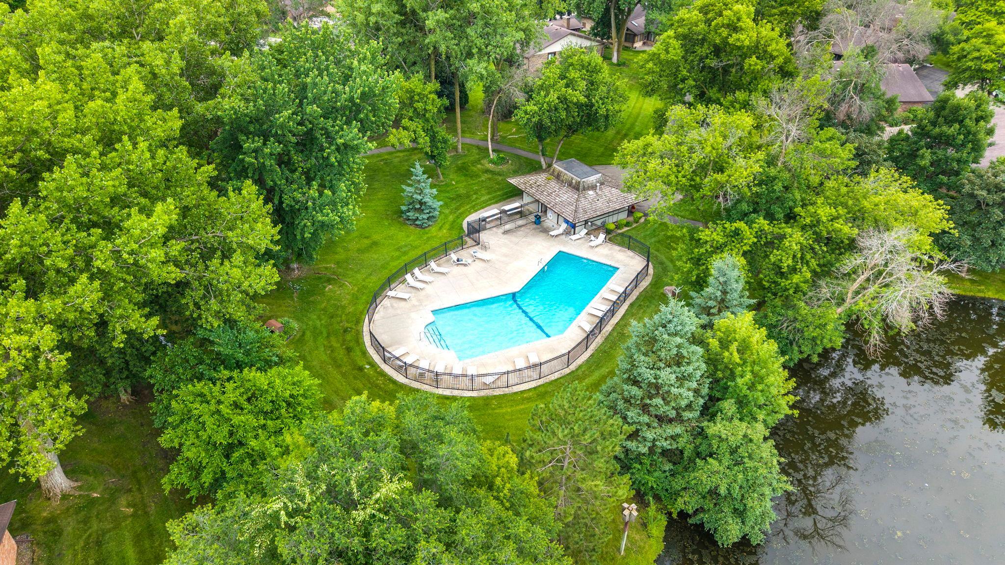 1185 weston
