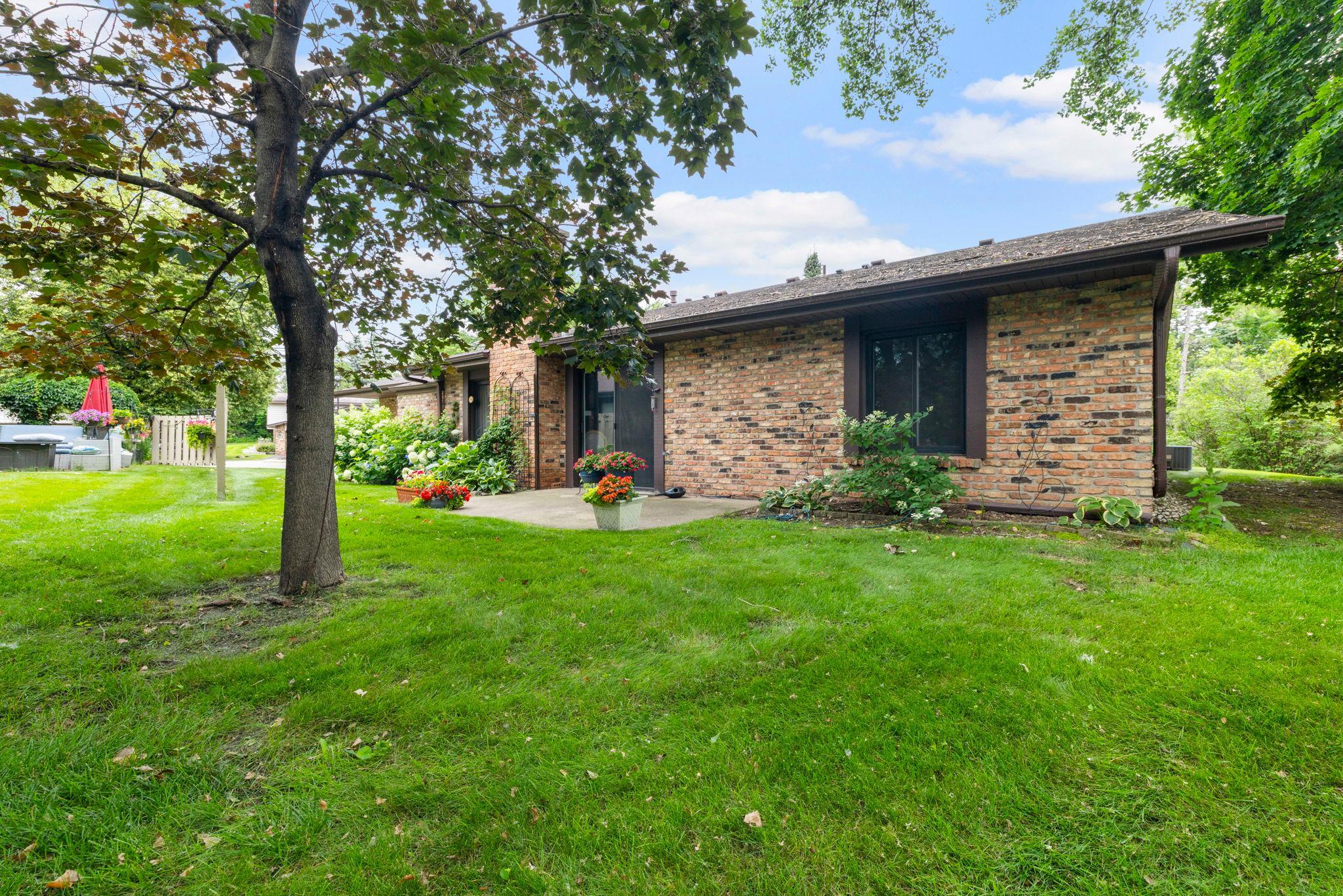 1185 weston