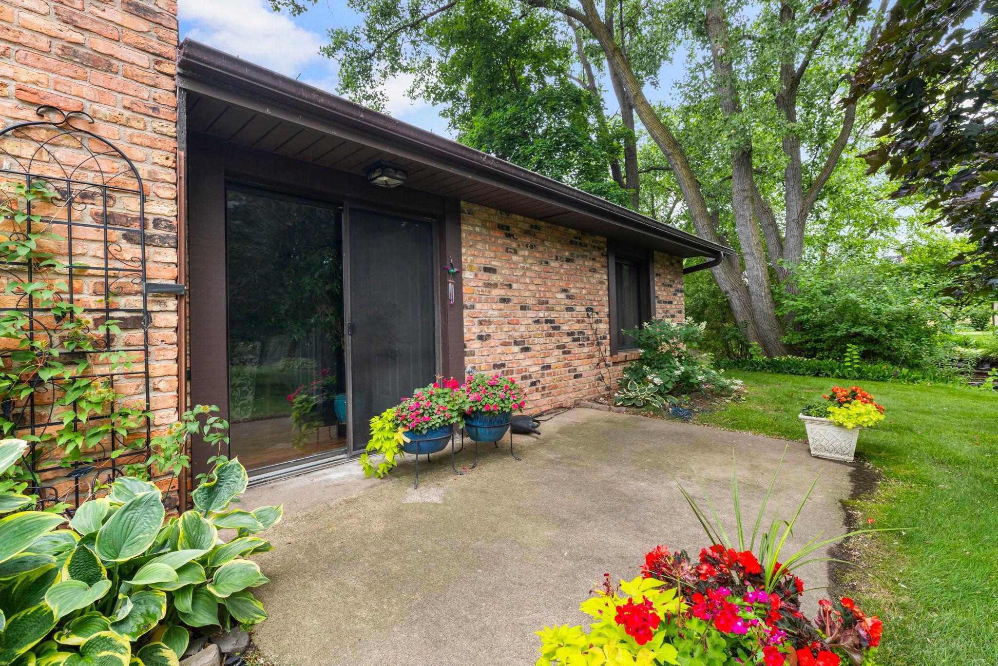 1185 weston
