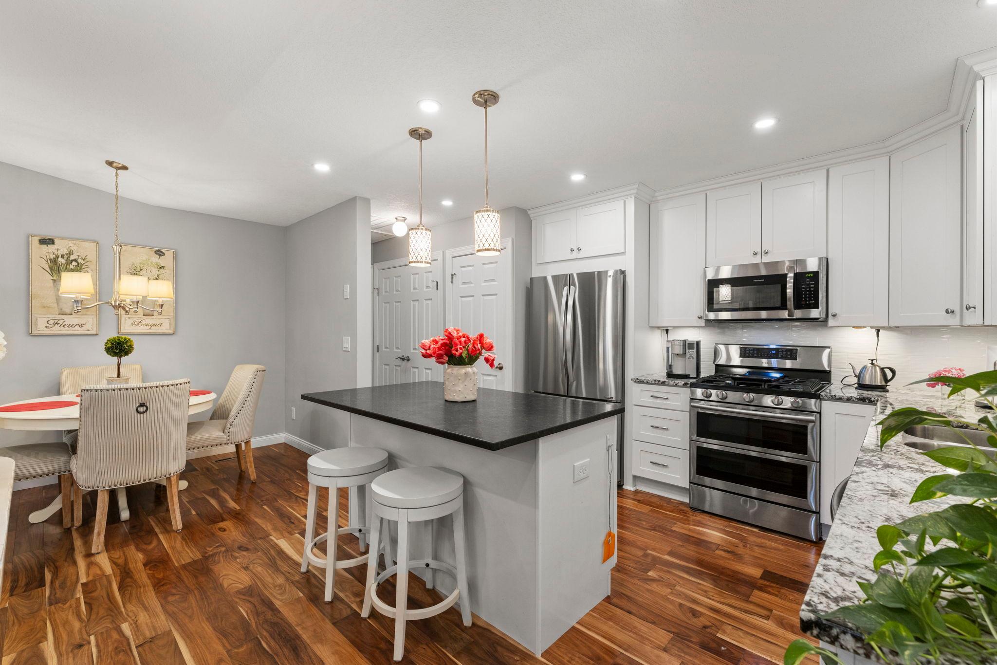 1185 weston