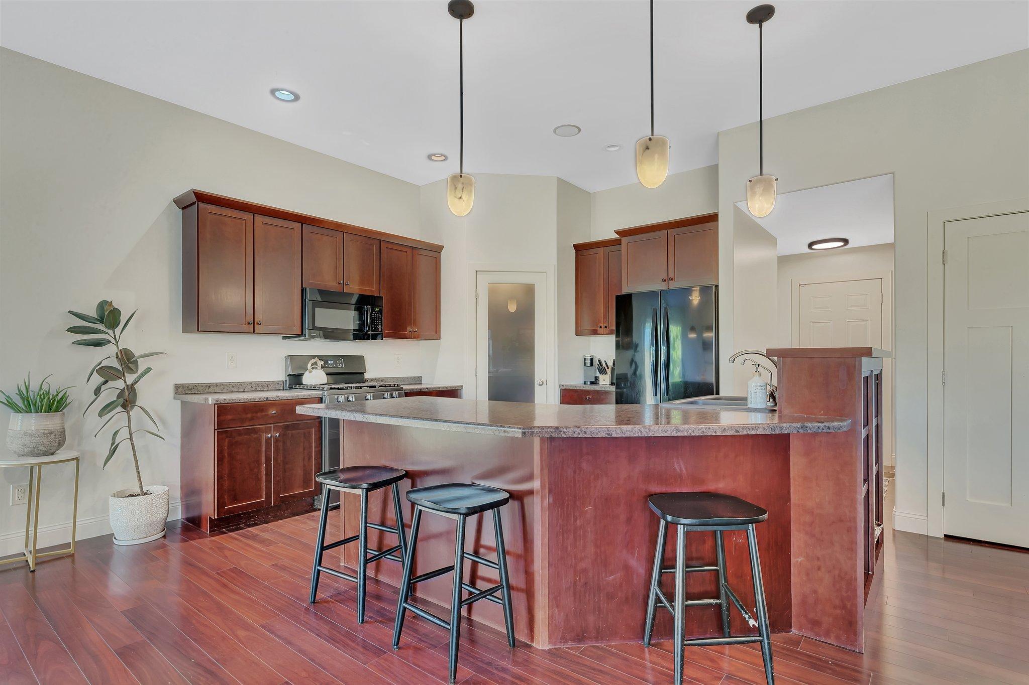 7600 12th Street NW