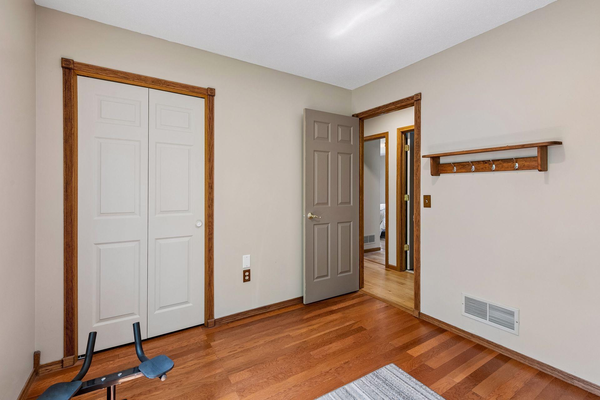 7370 158th Street W