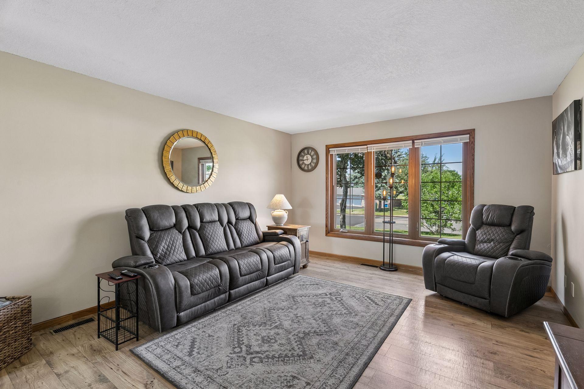 7370 158th Street W