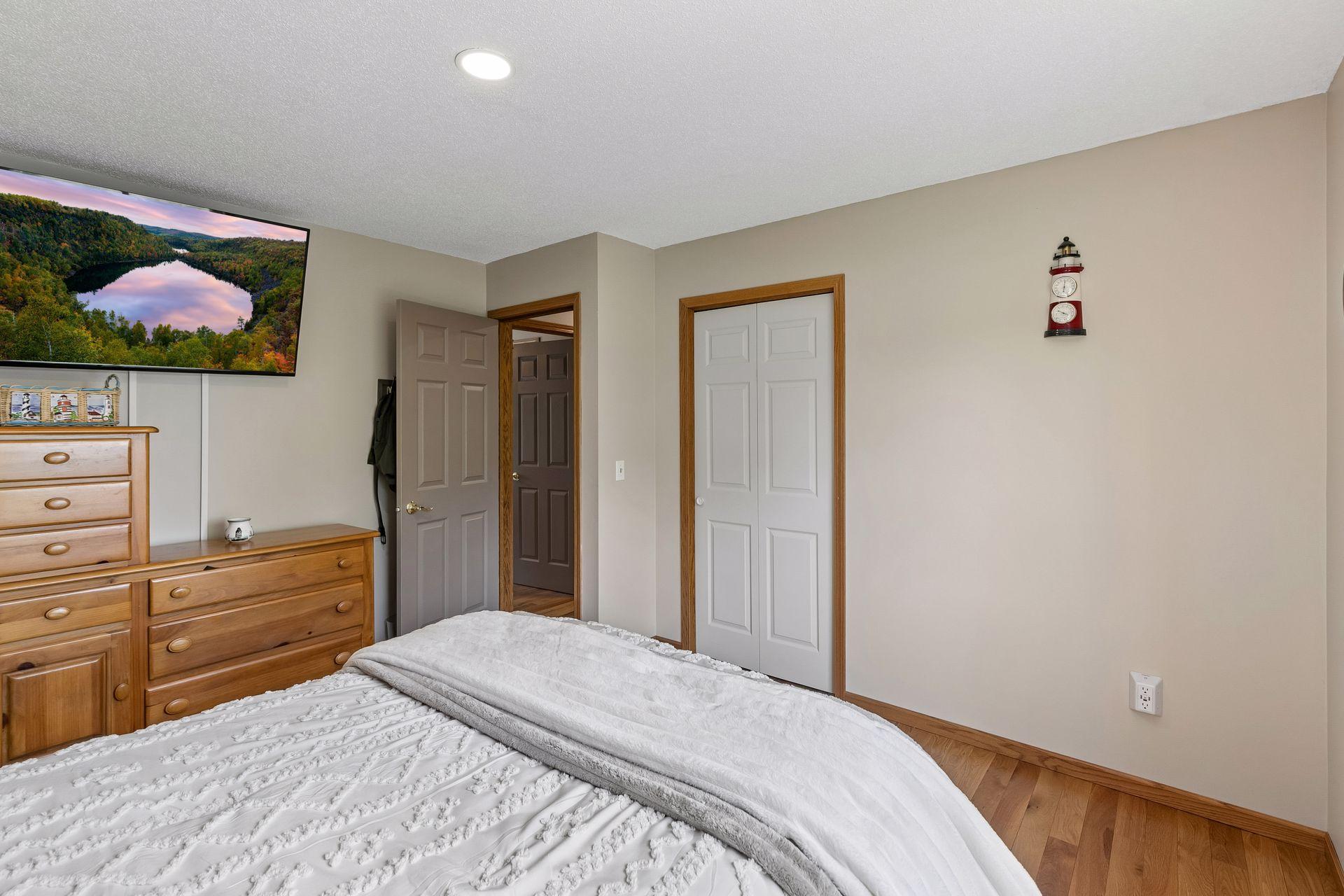 7370 158th Street W