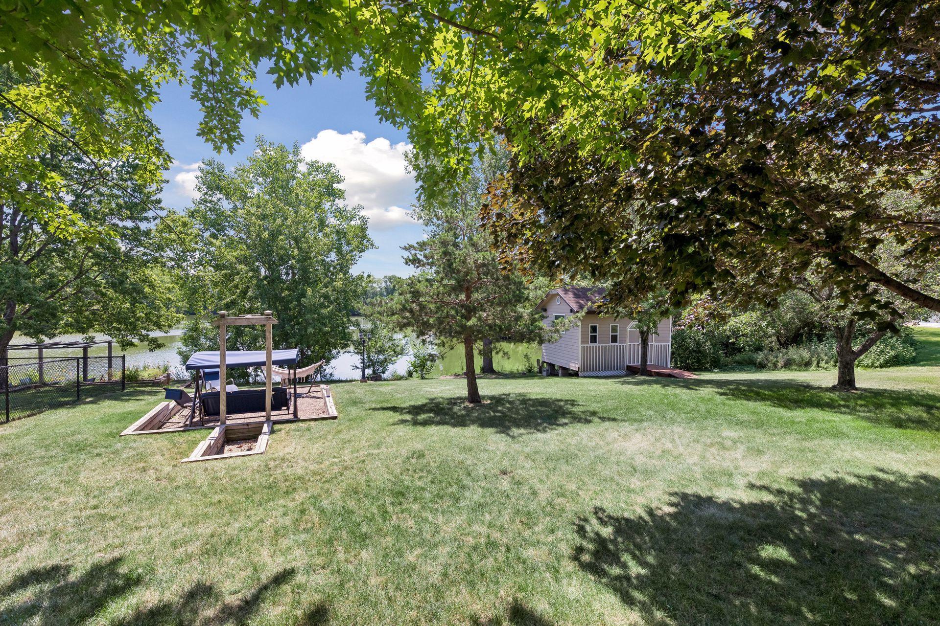 7370 158th Street W