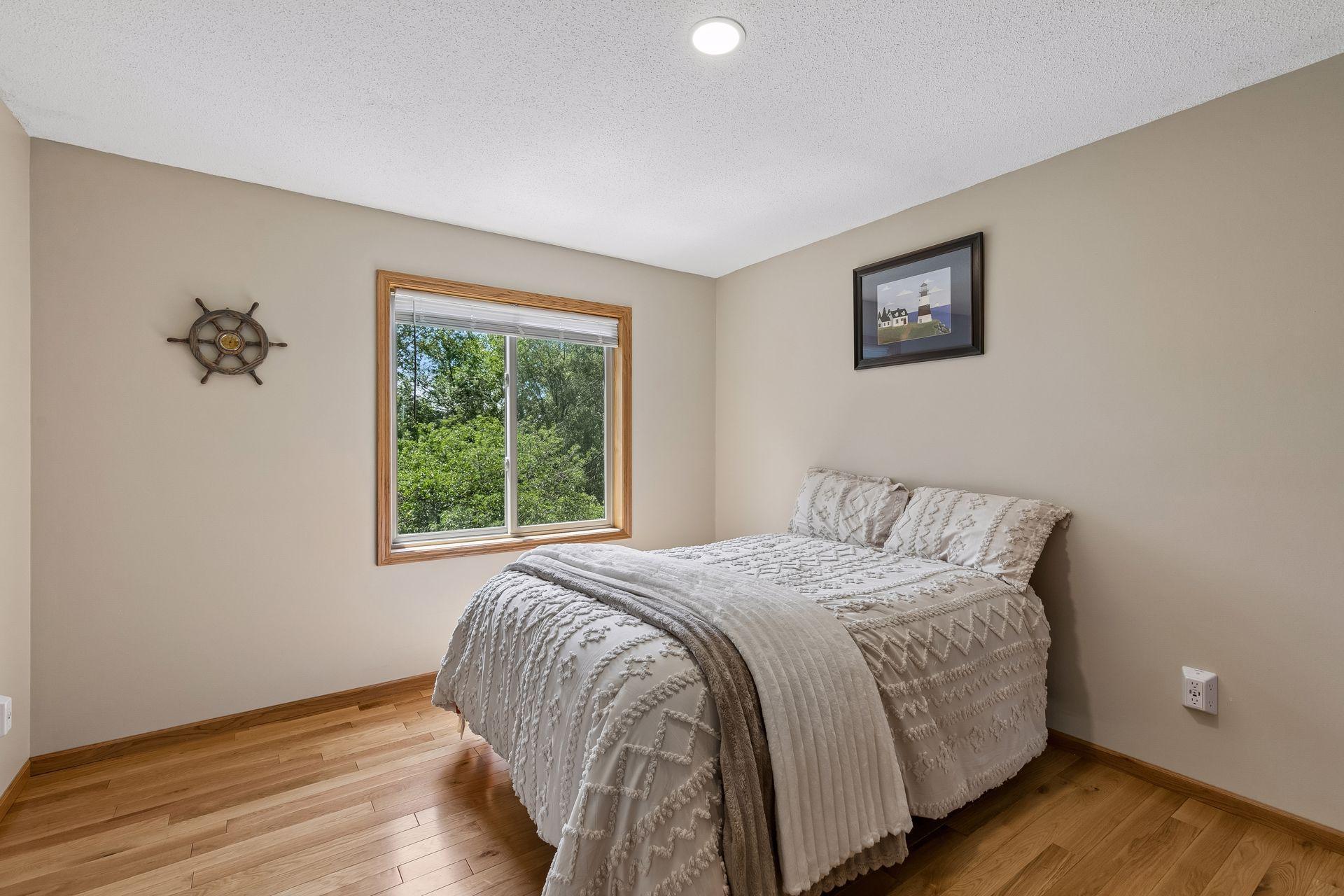 7370 158th Street W