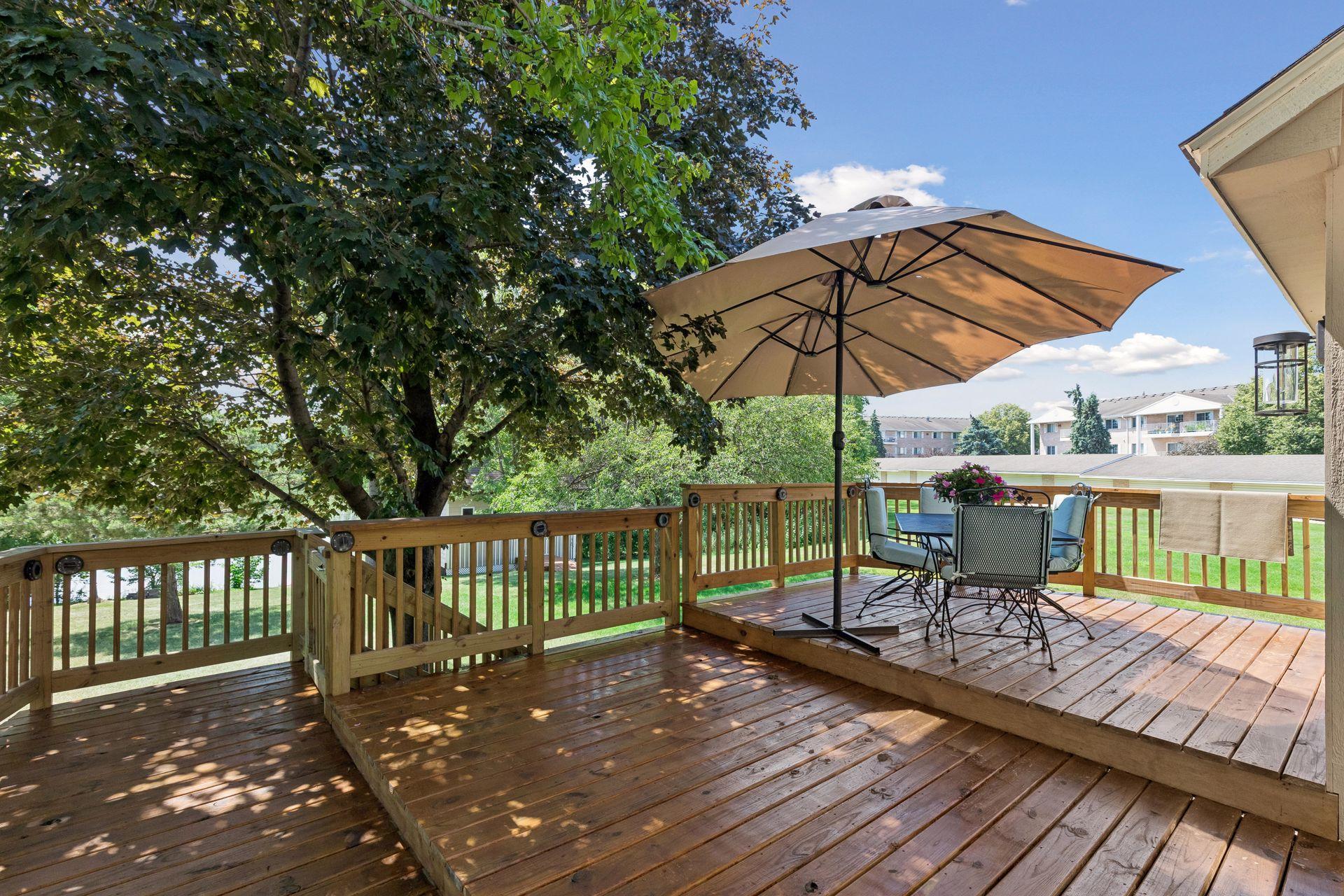 7370 158th Street W