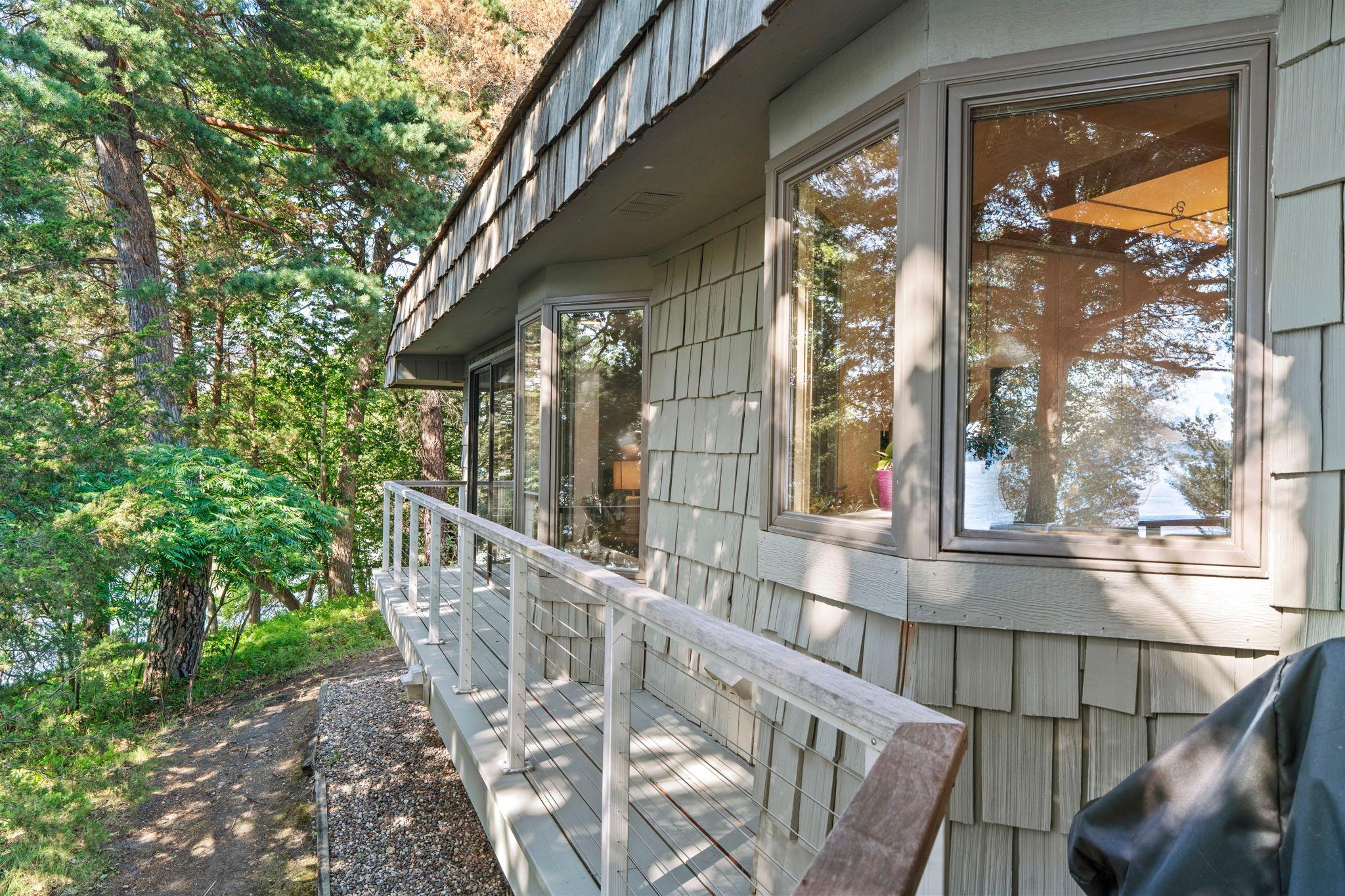 3942 Enchanted Lane