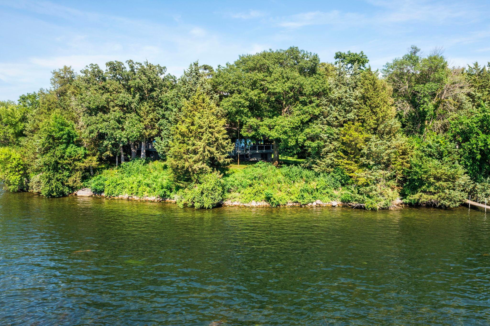 3942 Enchanted Lane