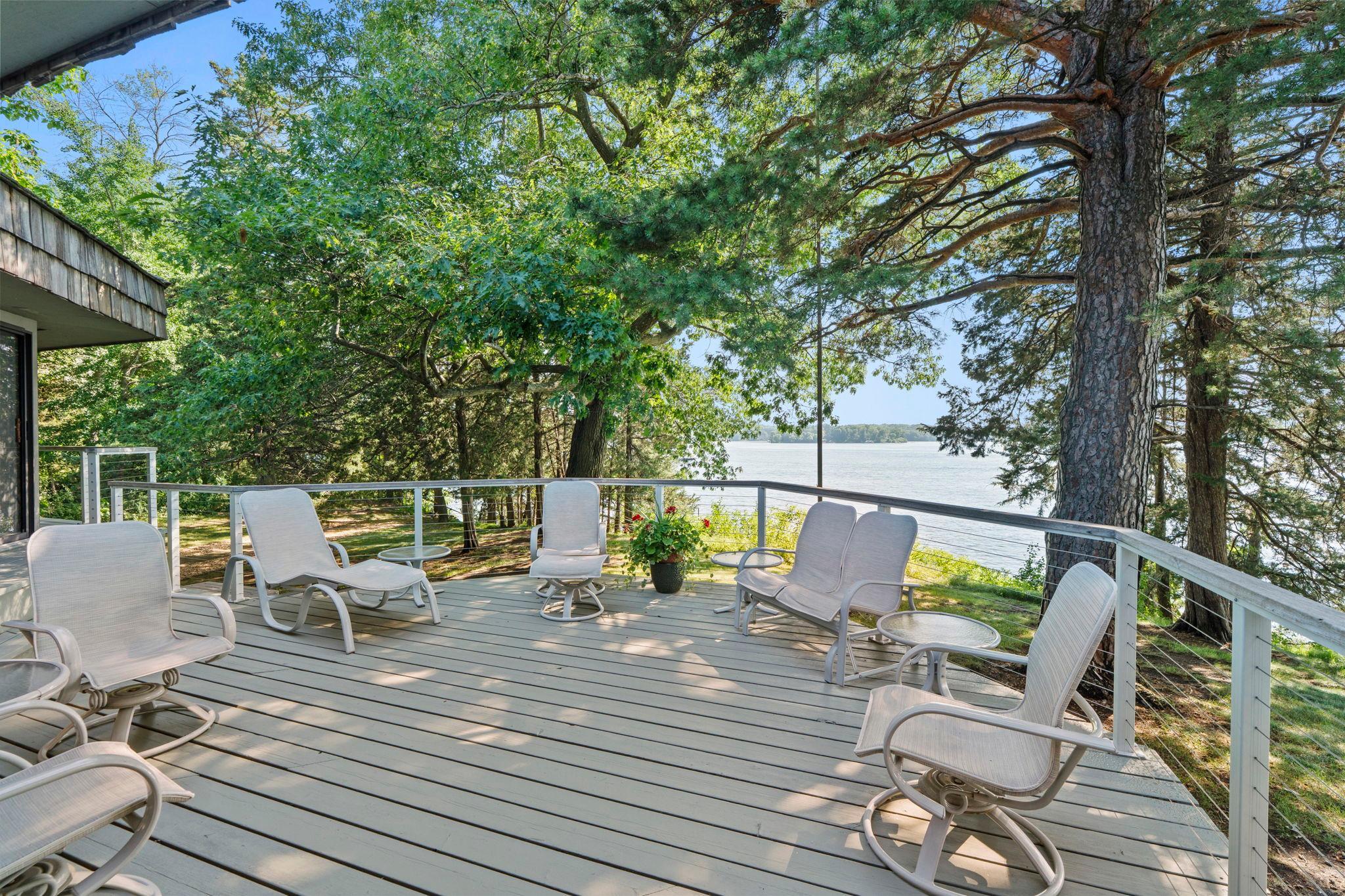 3942 Enchanted Lane
