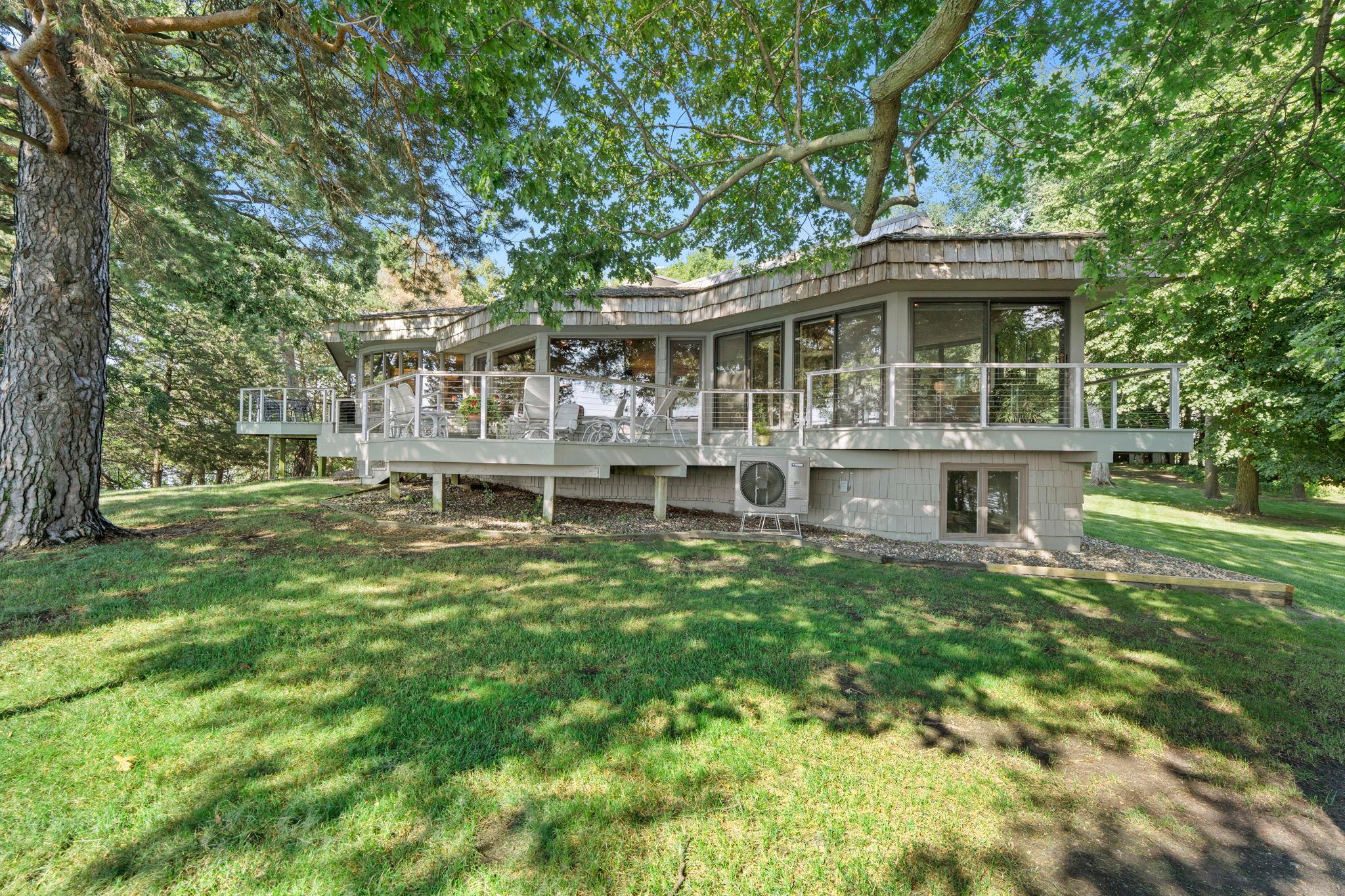 3942 Enchanted Lane