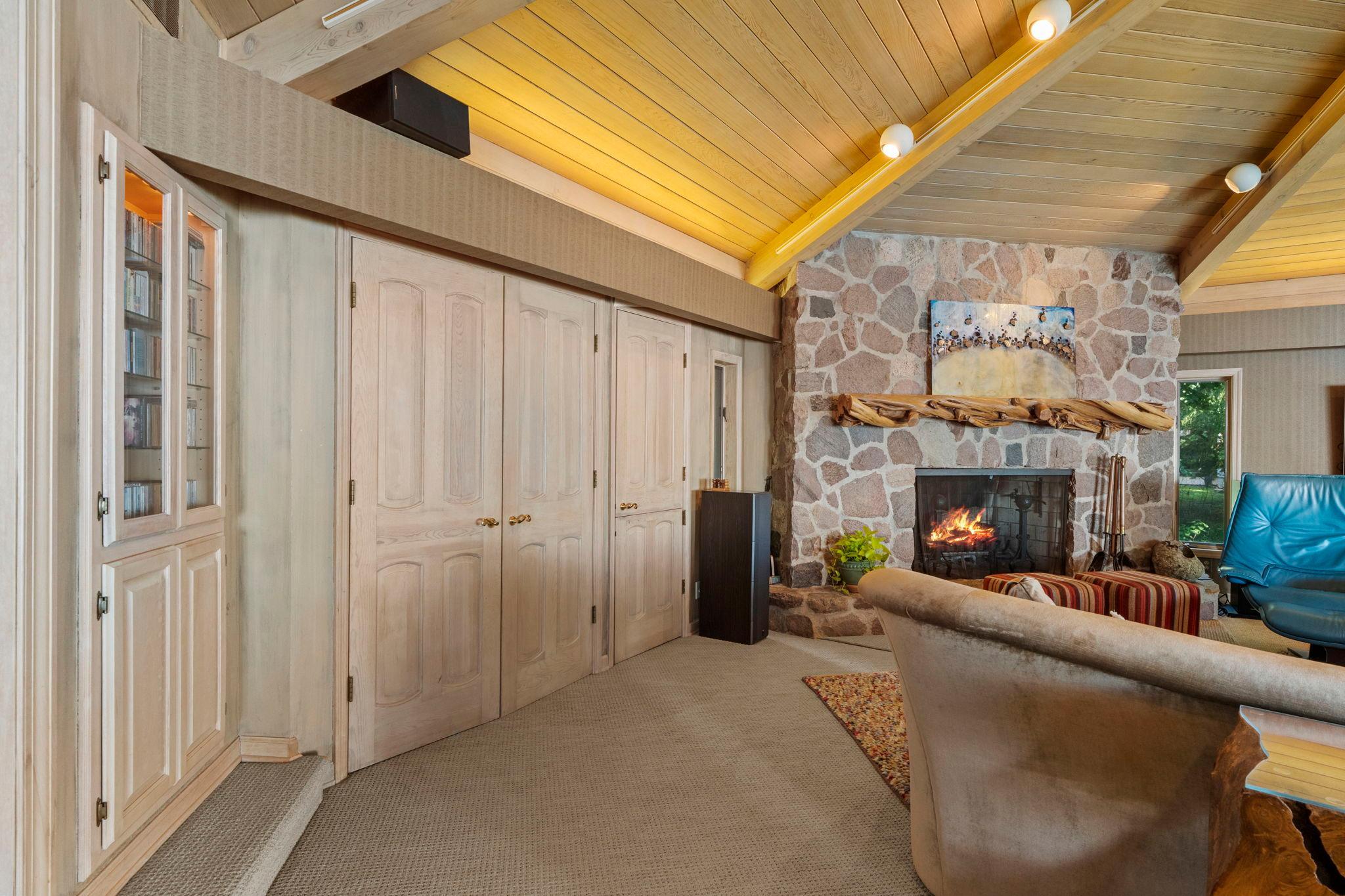 3942 Enchanted Lane