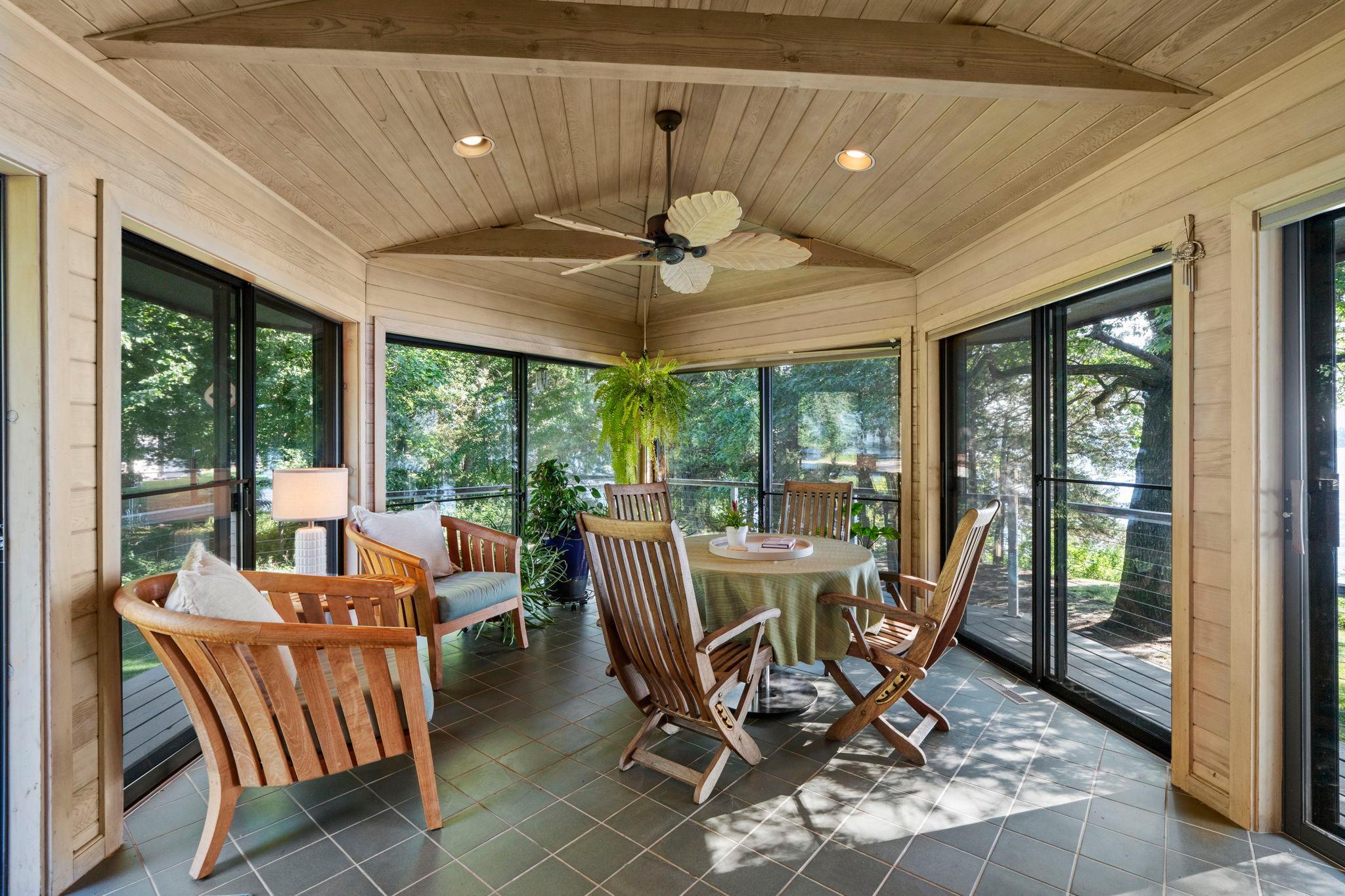 3942 Enchanted Lane