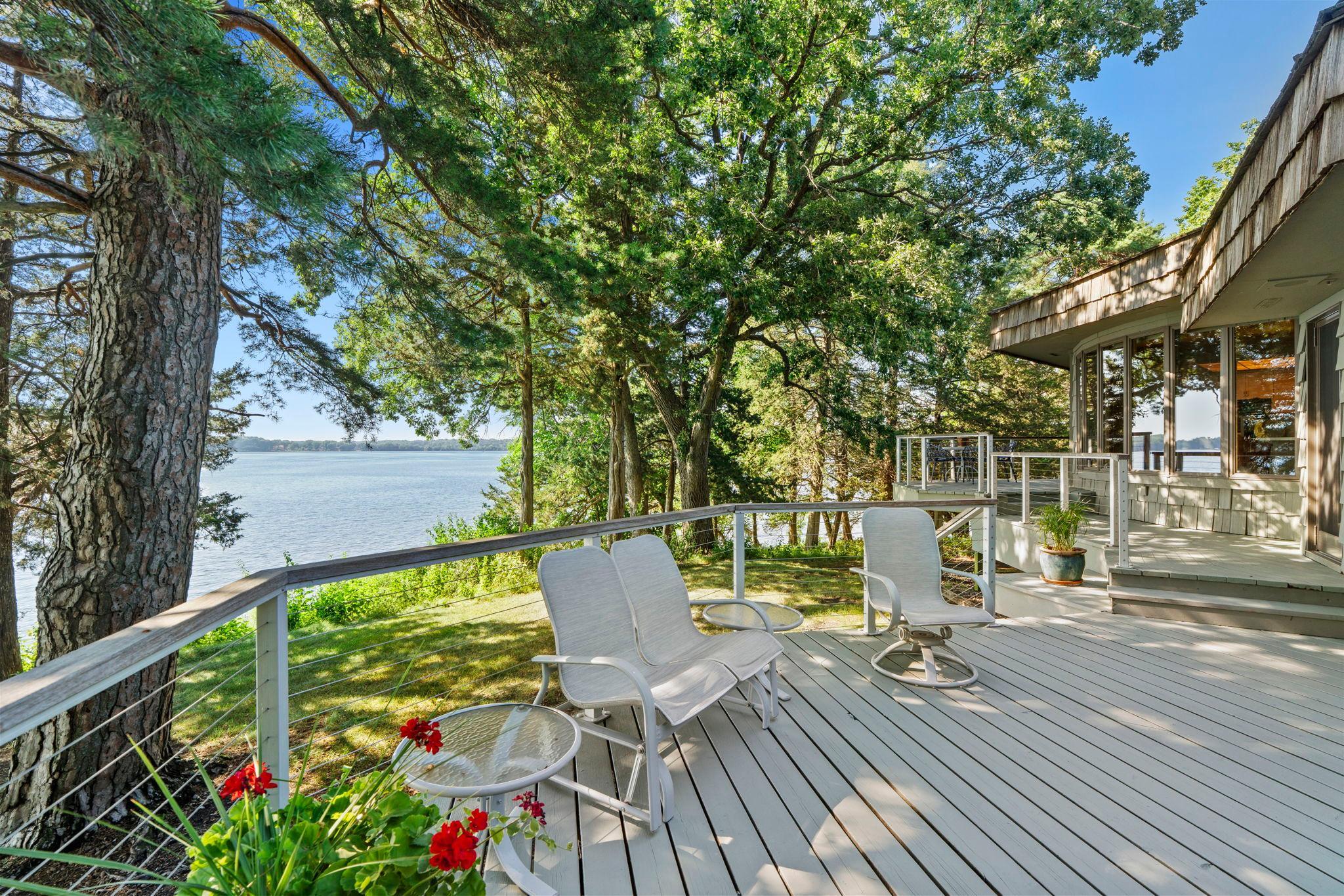 3942 Enchanted Lane