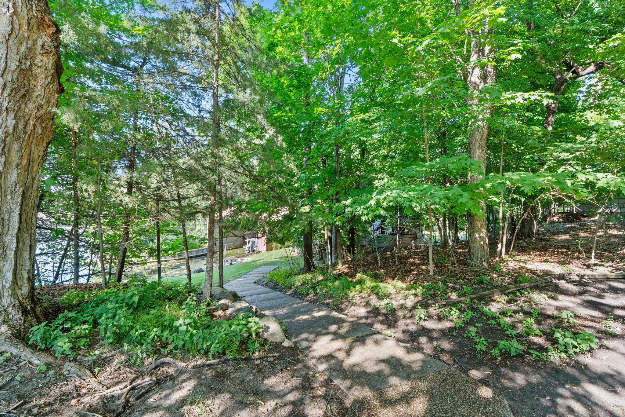3942 Enchanted Lane