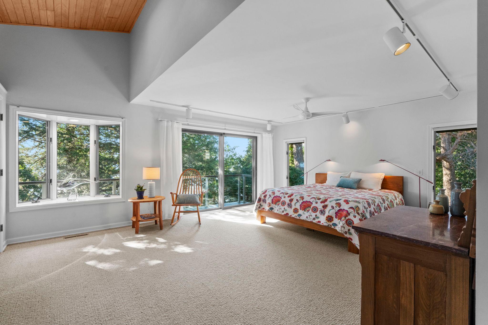 3942 Enchanted Lane