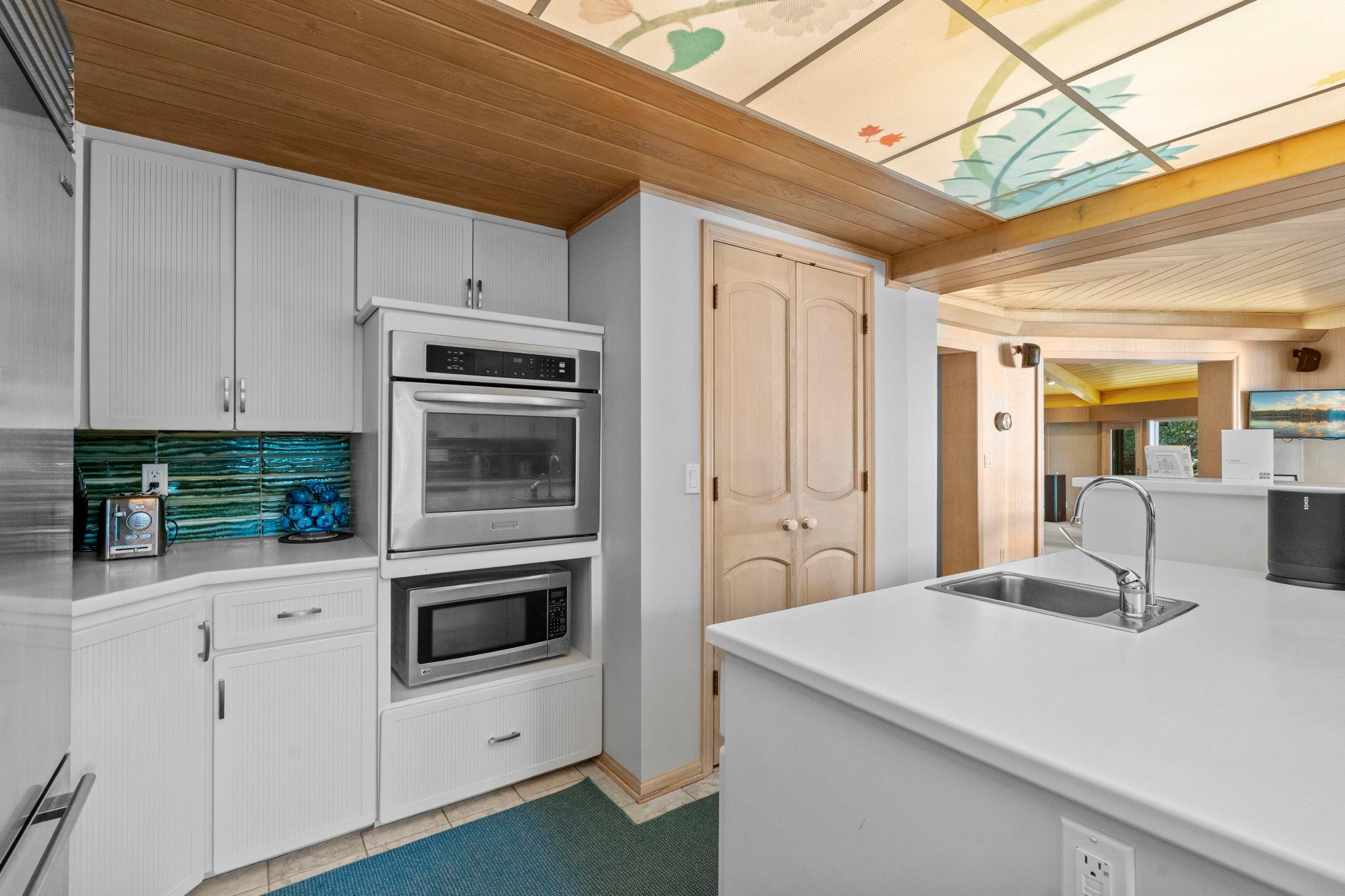 3942 Enchanted Lane