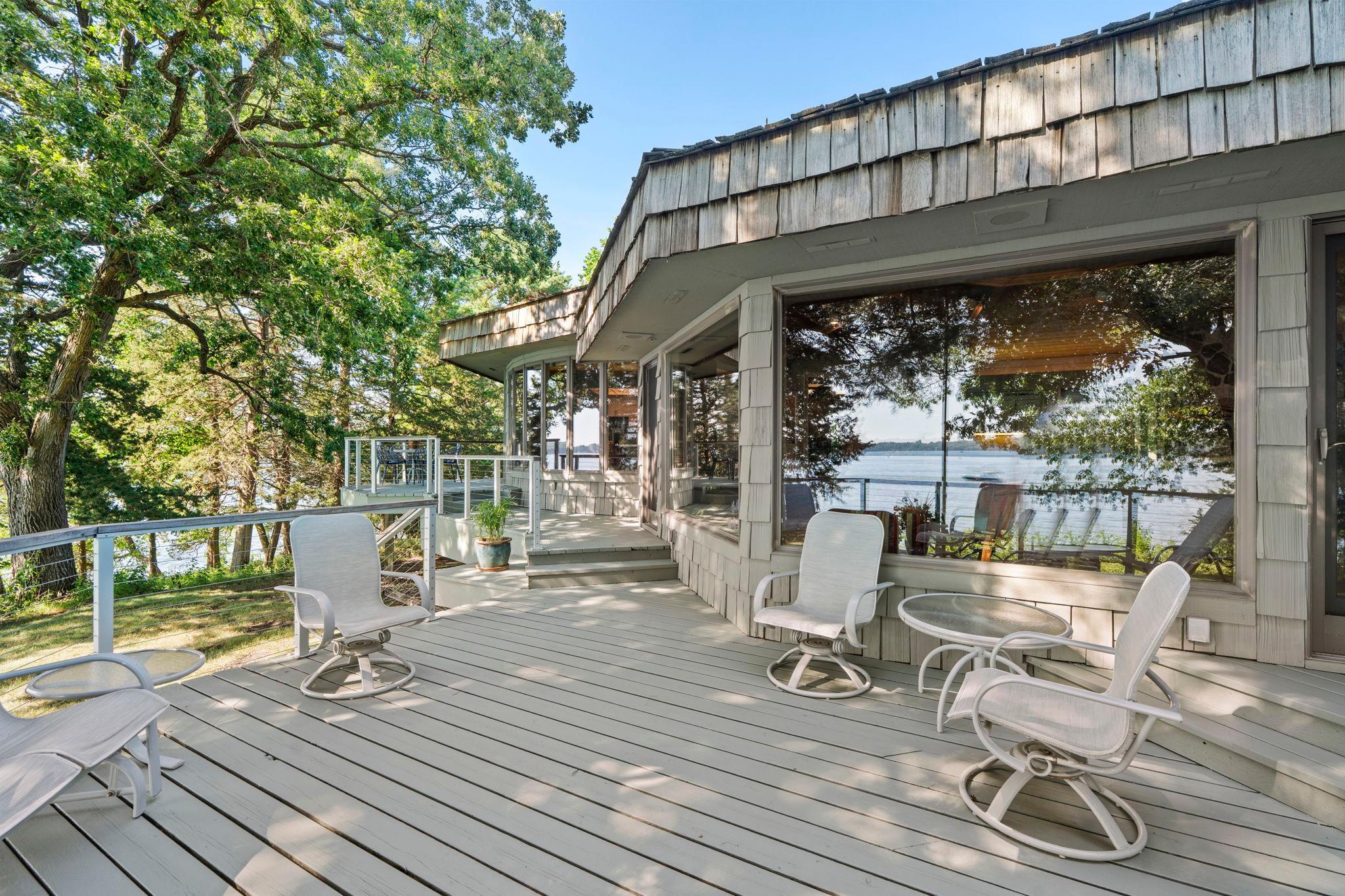 3942 Enchanted Lane