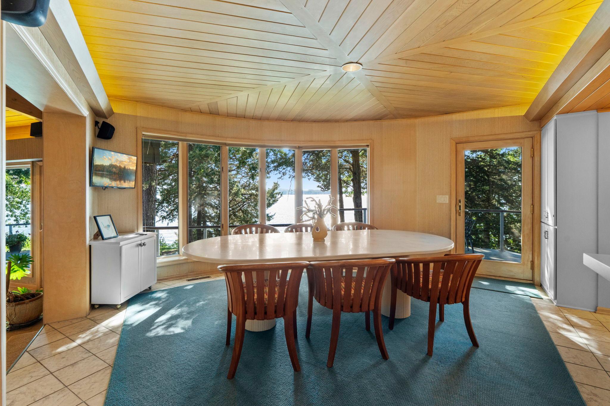 3942 Enchanted Lane