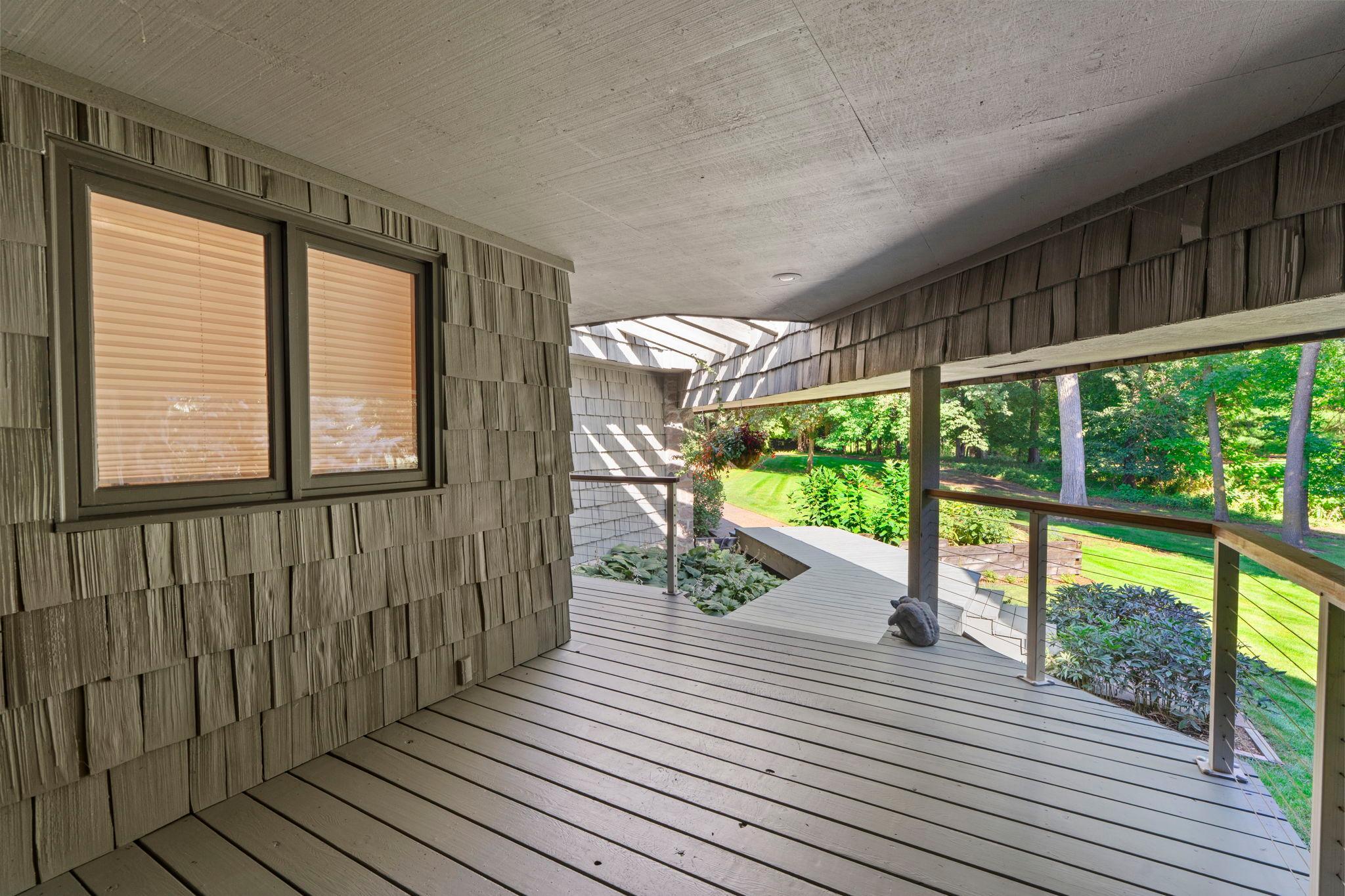3942 Enchanted Lane