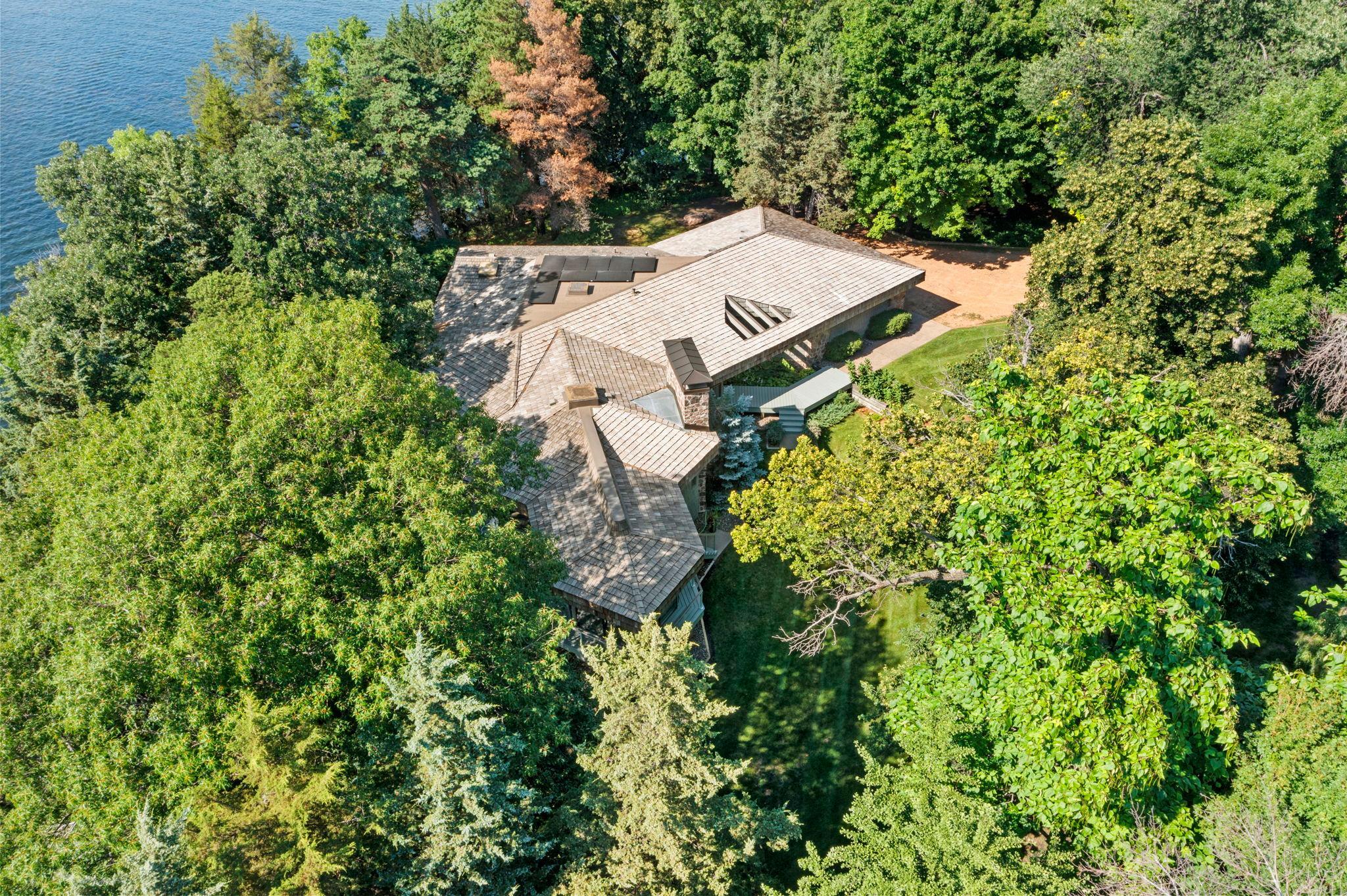 3942 Enchanted Lane