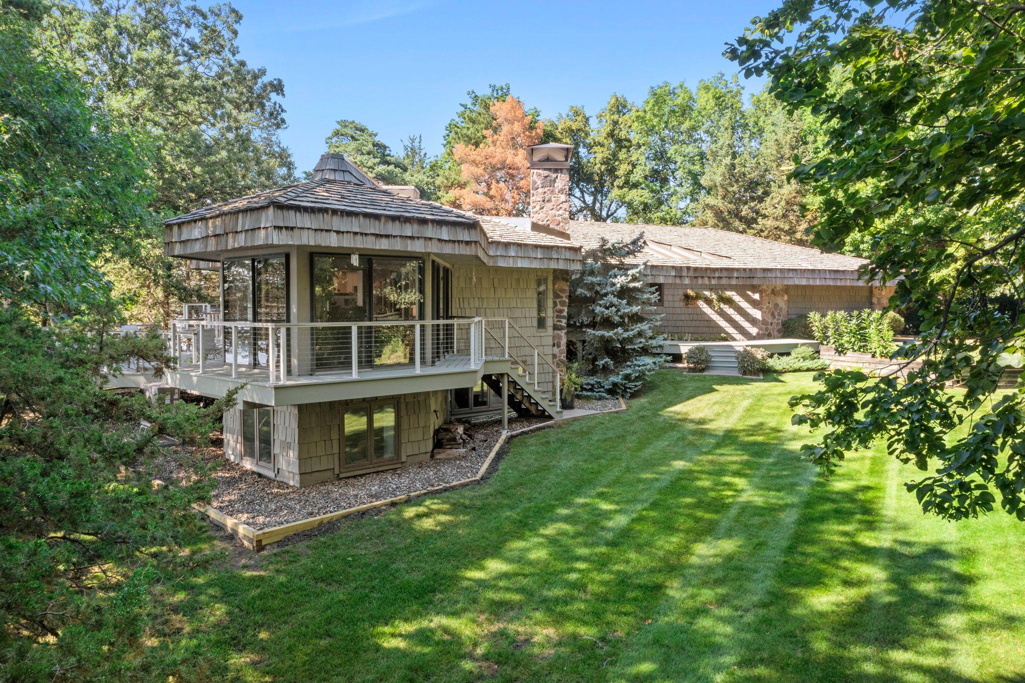 3942 Enchanted Lane