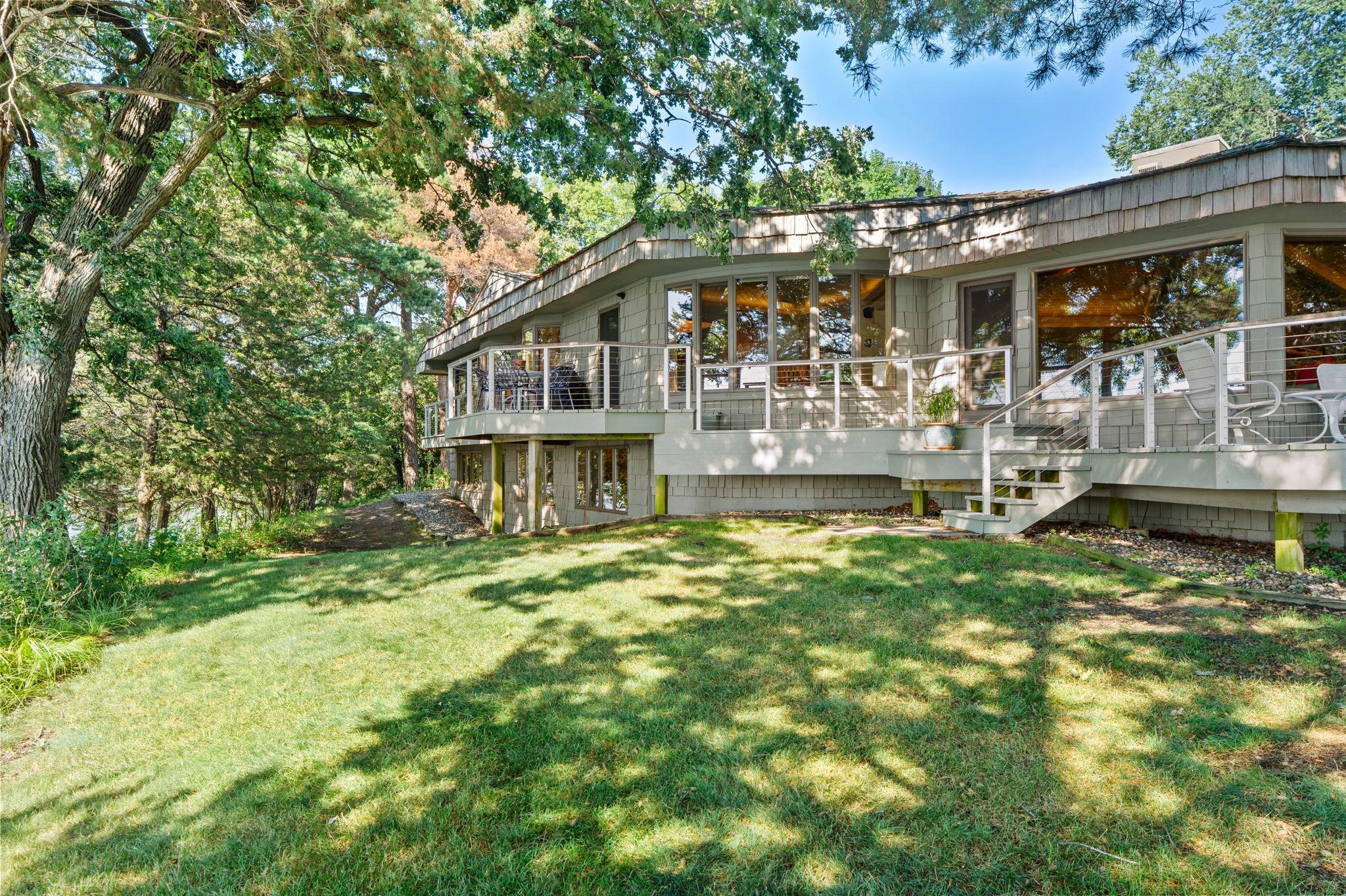 3942 Enchanted Lane