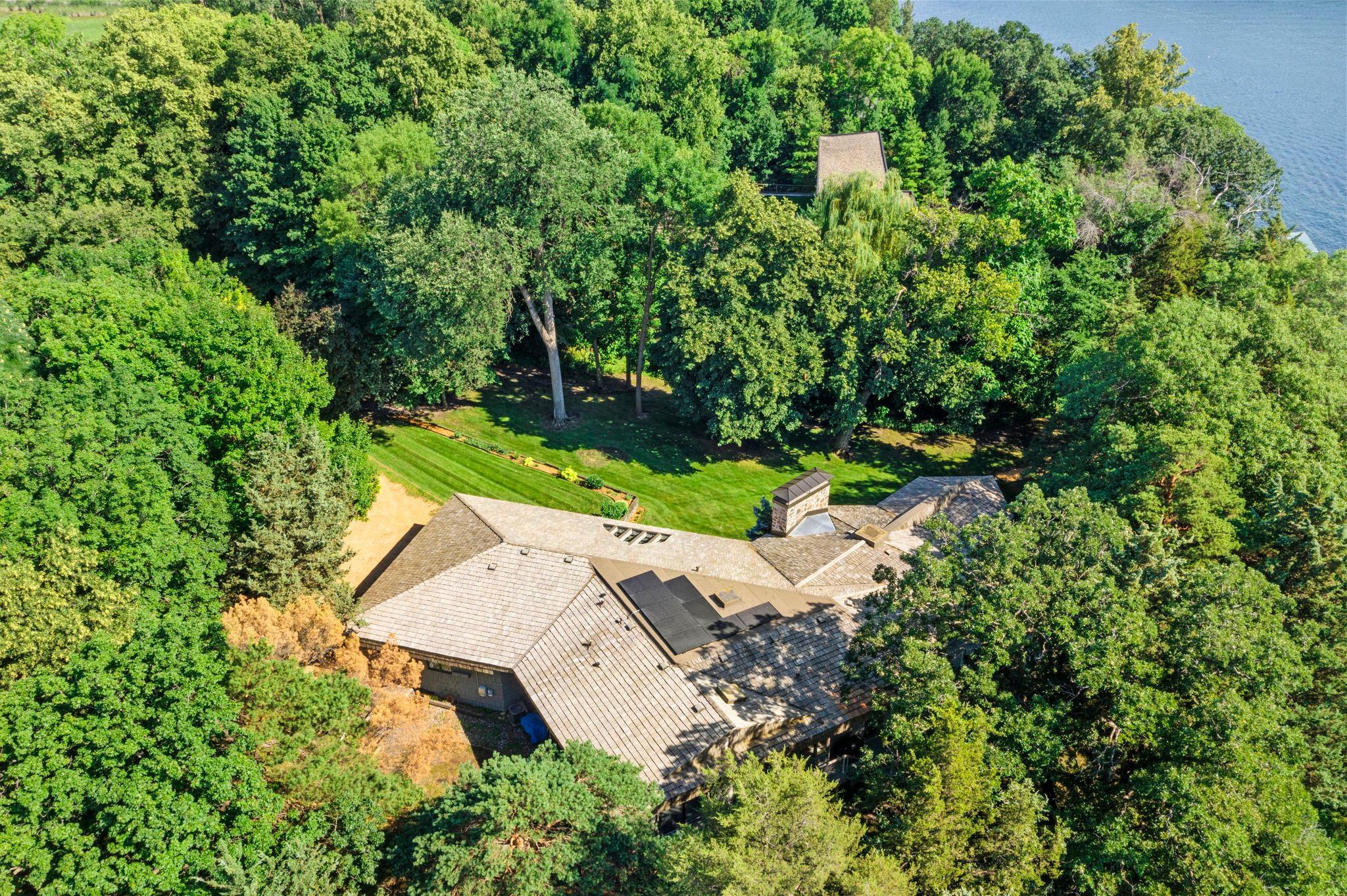 3942 Enchanted Lane