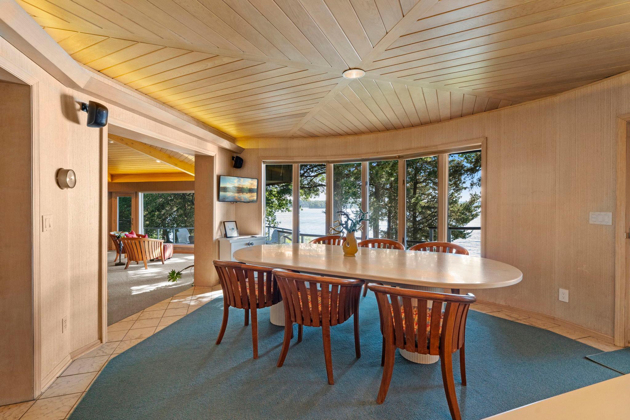3942 Enchanted Lane