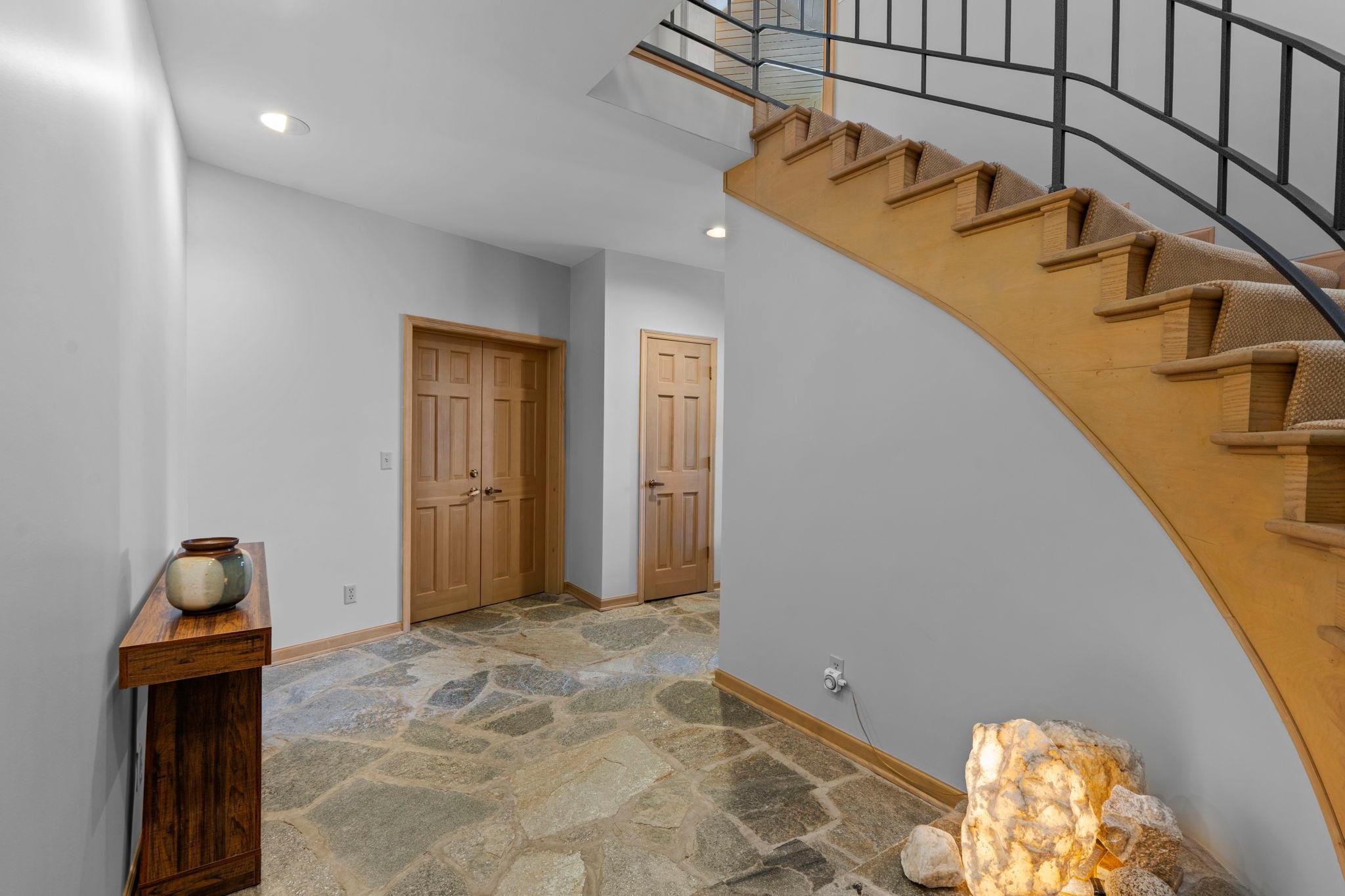 3942 Enchanted Lane