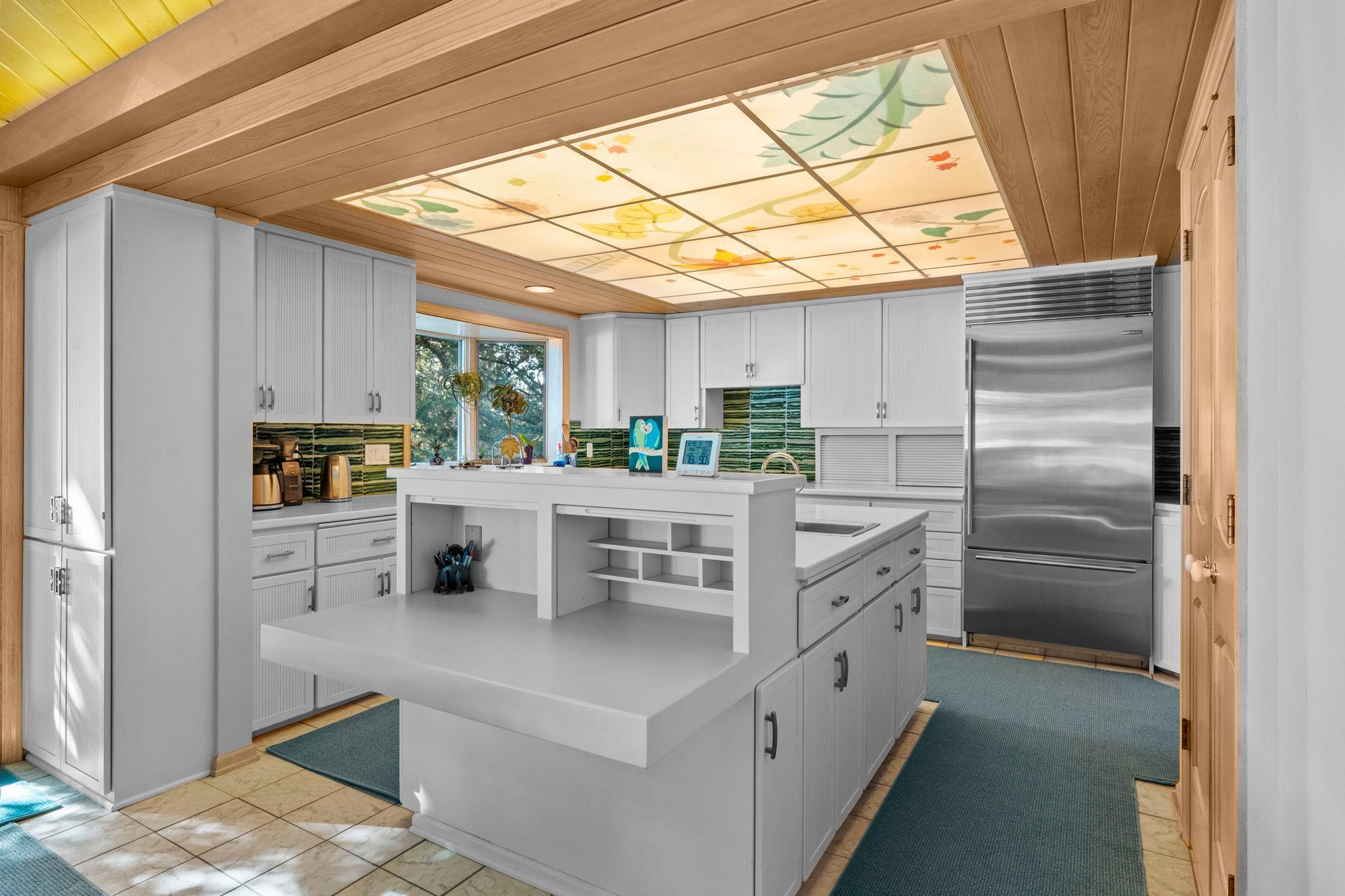 3942 Enchanted Lane