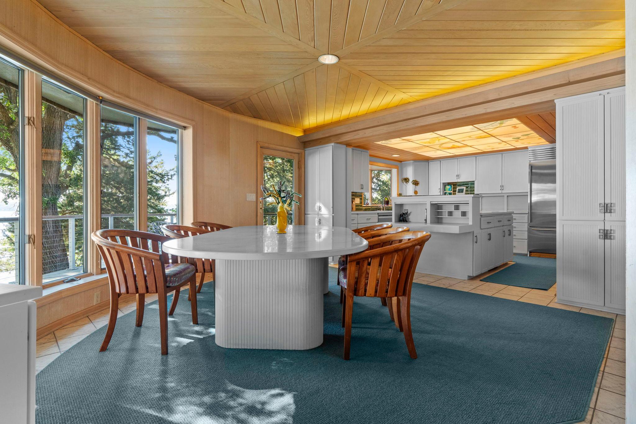 3942 Enchanted Lane