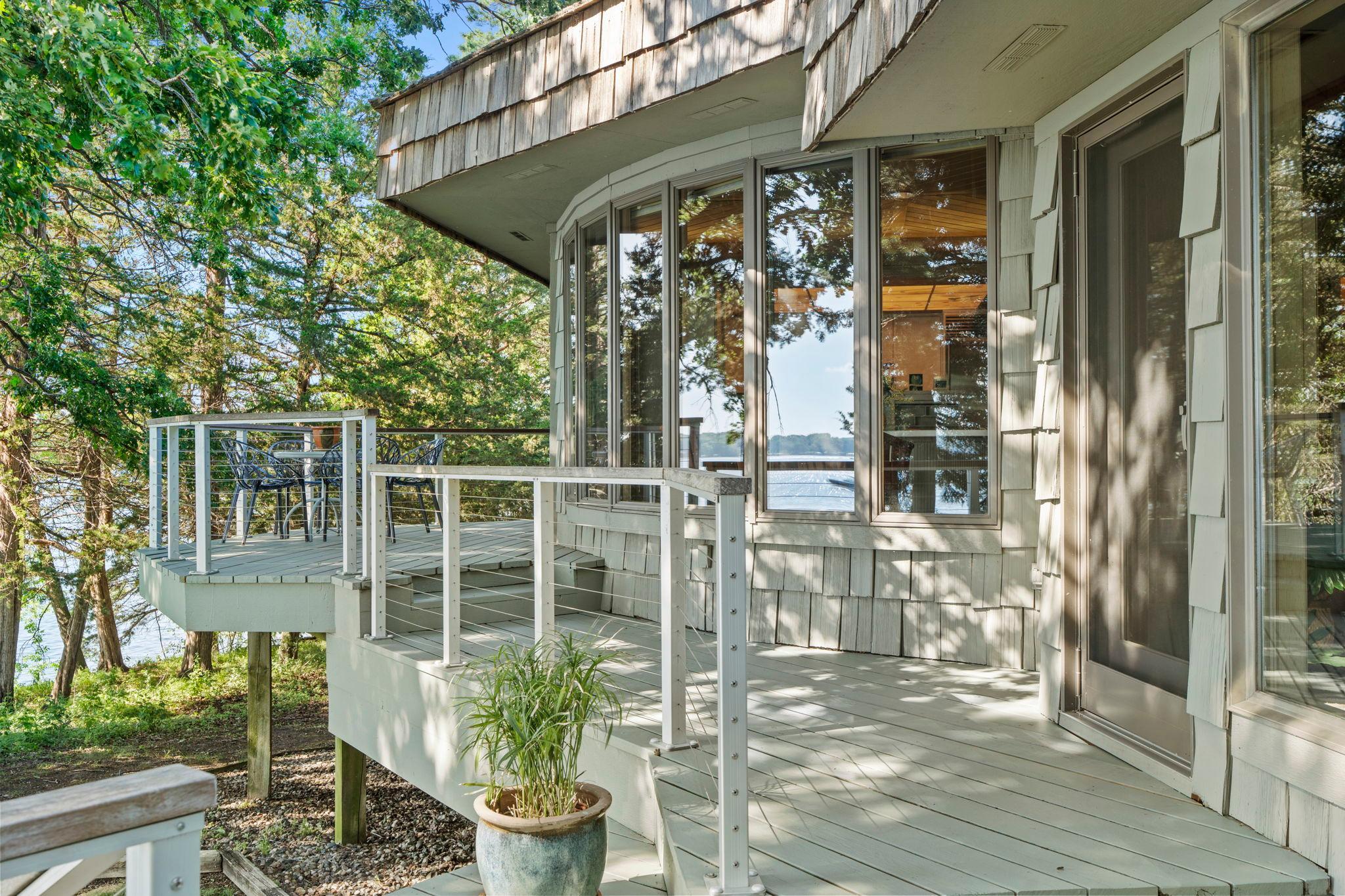 3942 Enchanted Lane