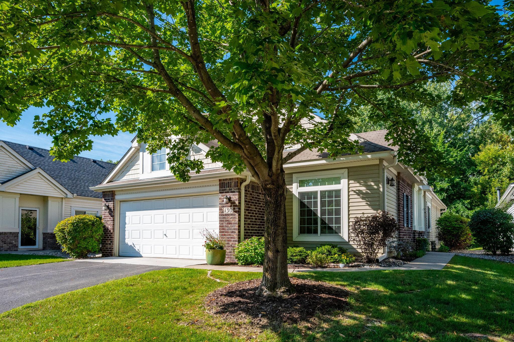 130 Lakeview Road E