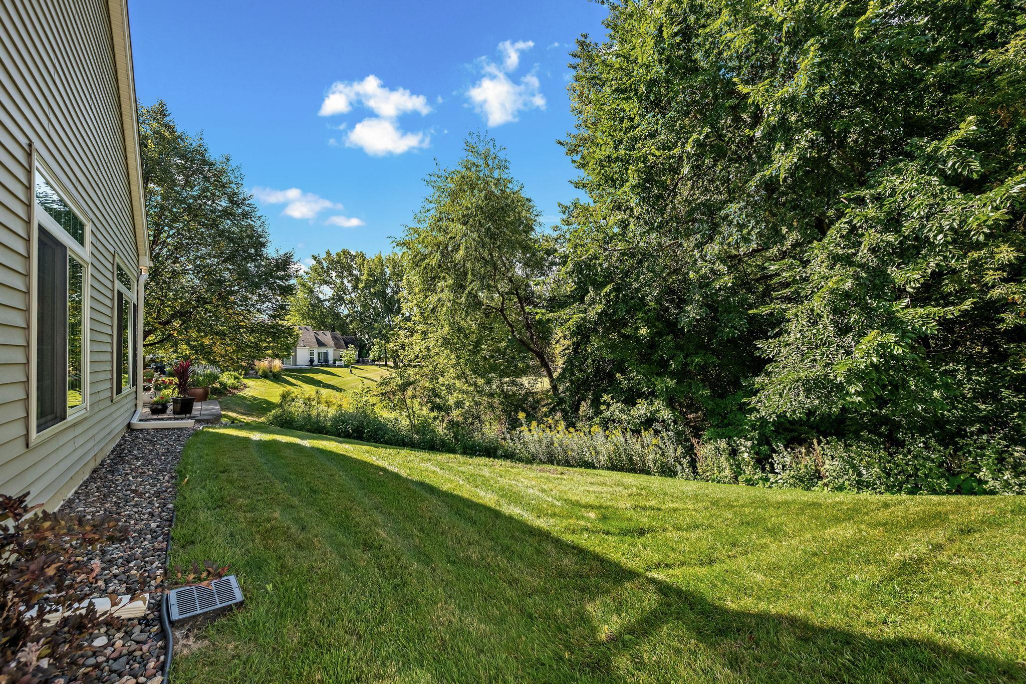 130 Lakeview Road E