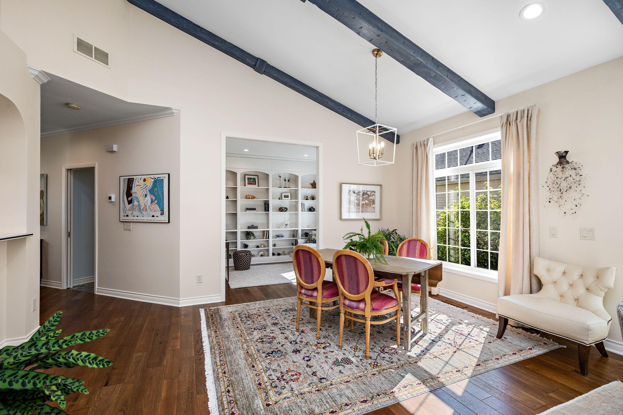 130 Lakeview Road E