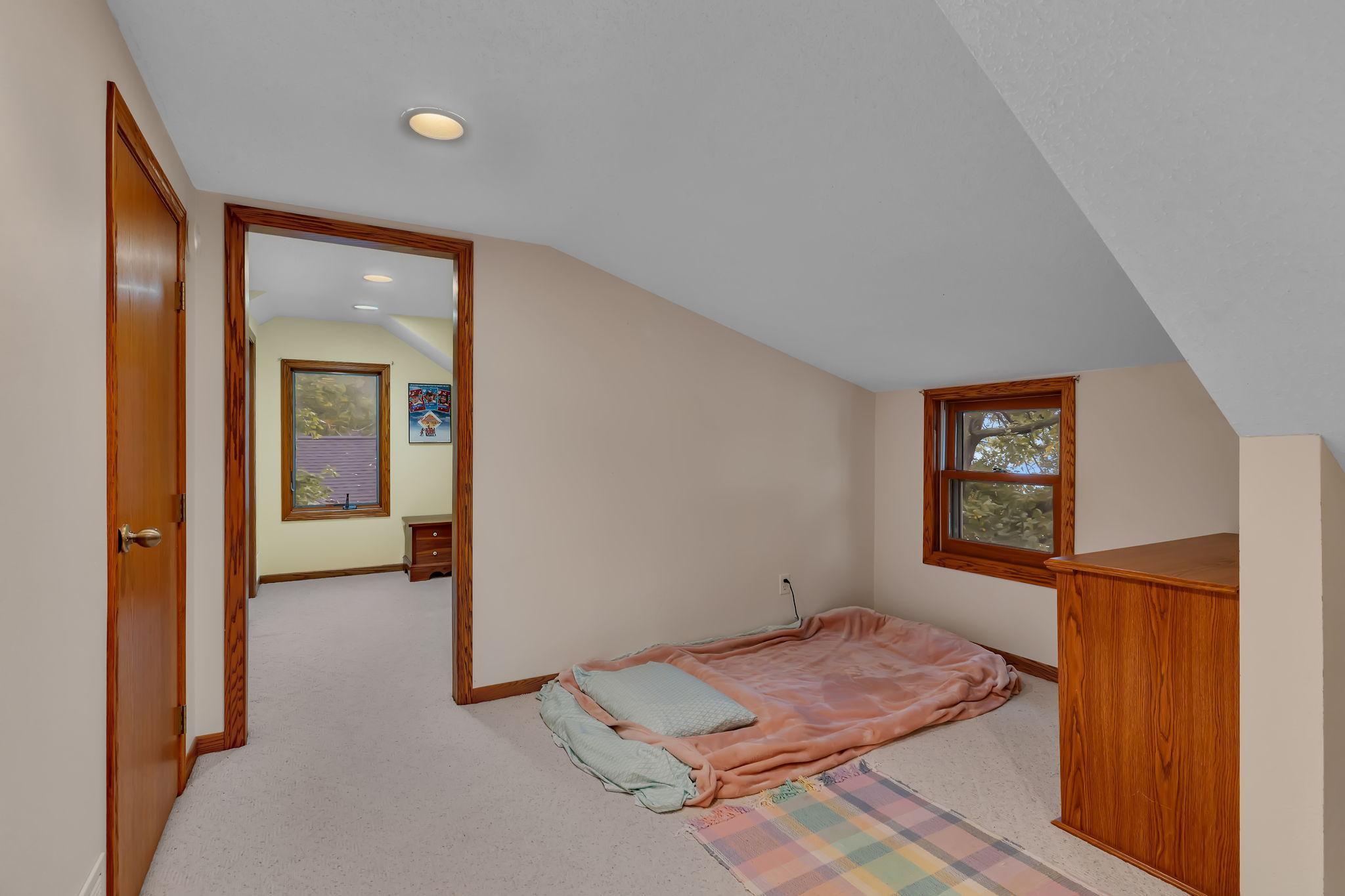 5134 E Eagle Lake Road