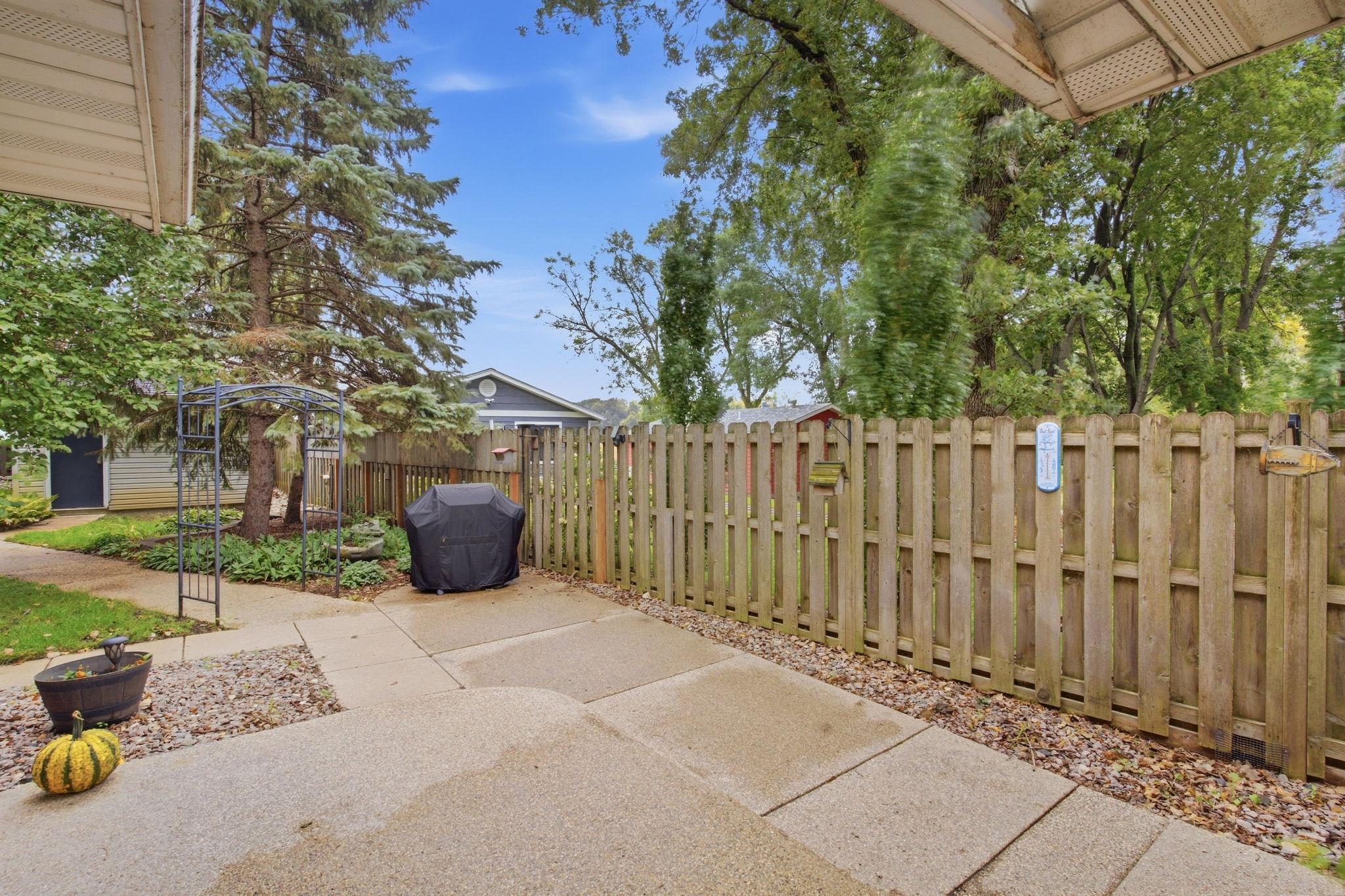 5134 E Eagle Lake Road