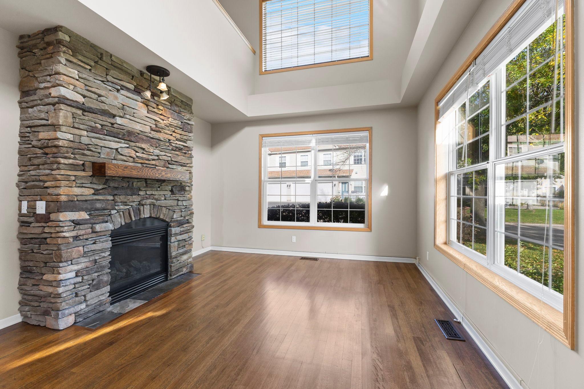 7756 Buttercup Court
