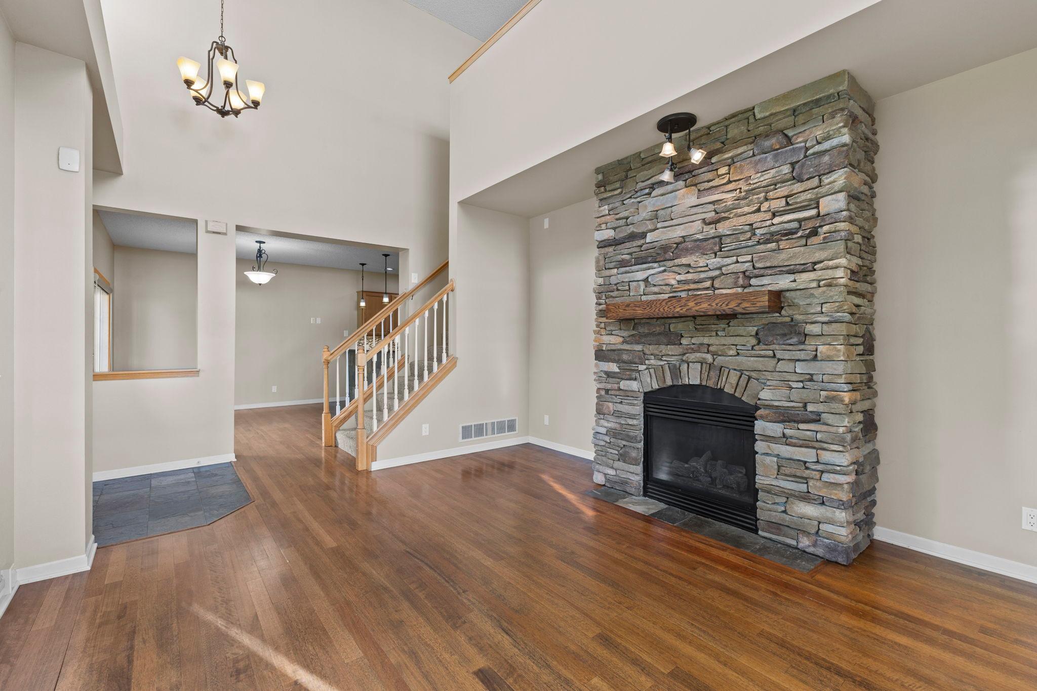 7756 Buttercup Court