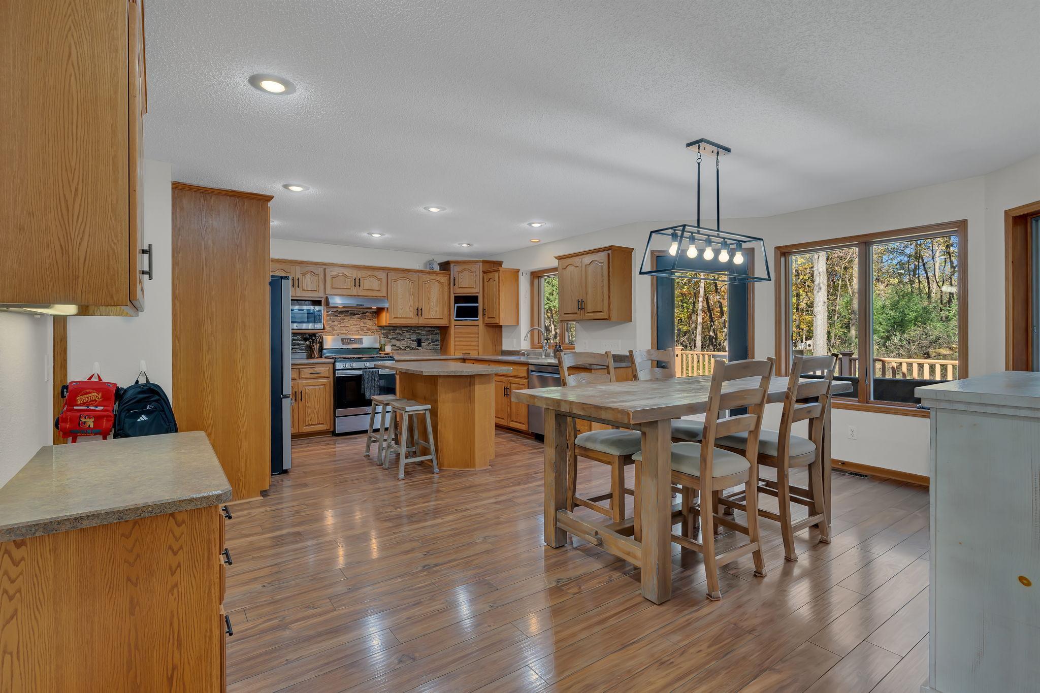 7536 158th Avenue NE