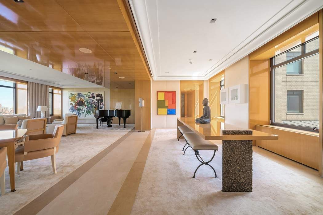 50 Central Park S 28