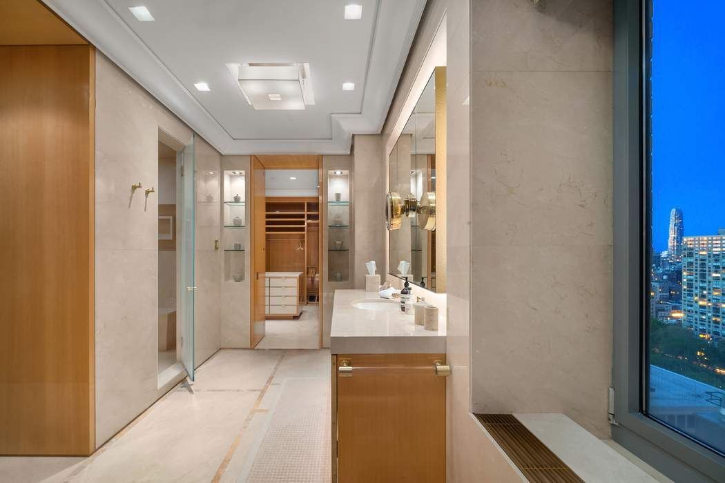 50 Central Park S 28