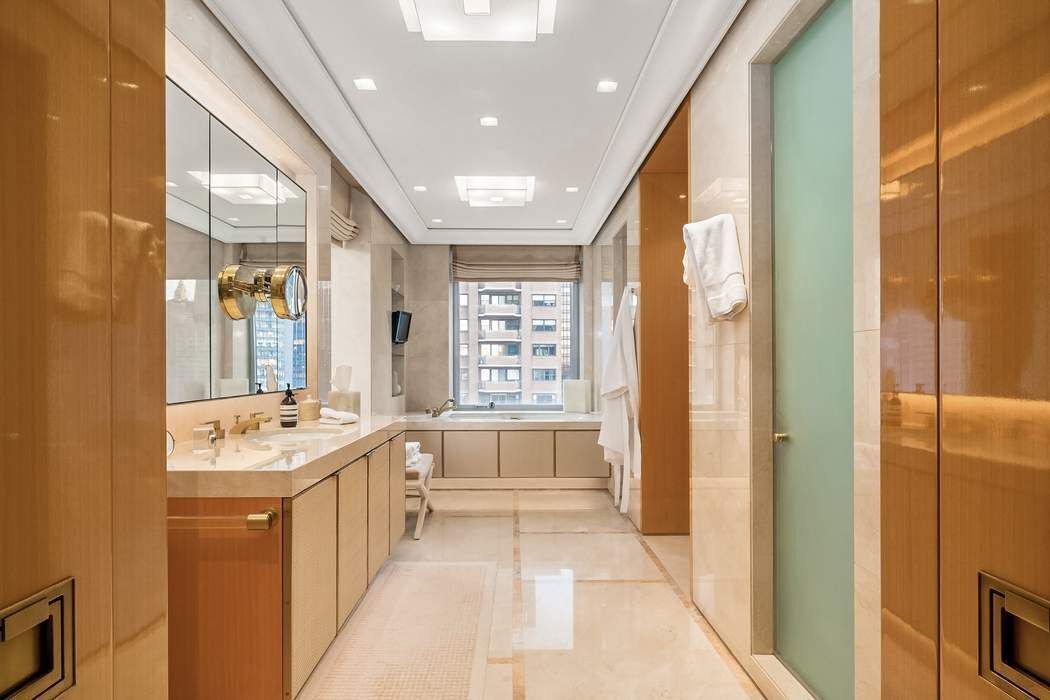 50 Central Park S 28