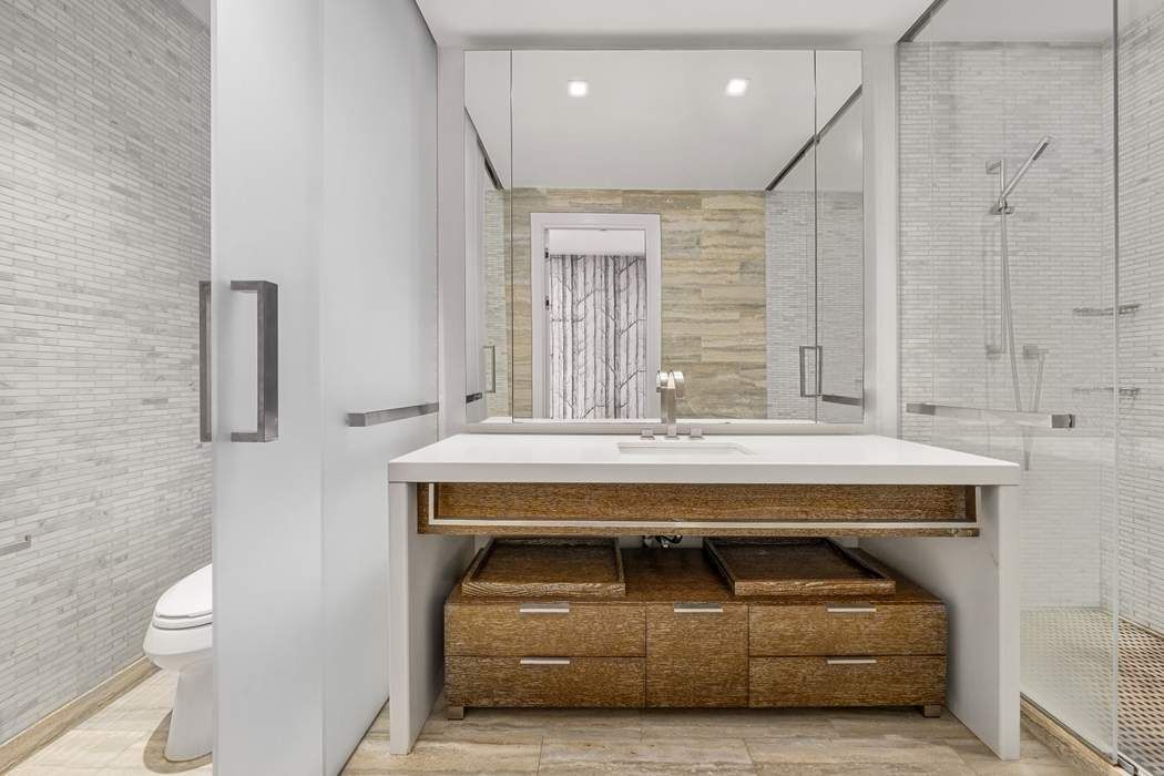 400 W 12th Street 4B