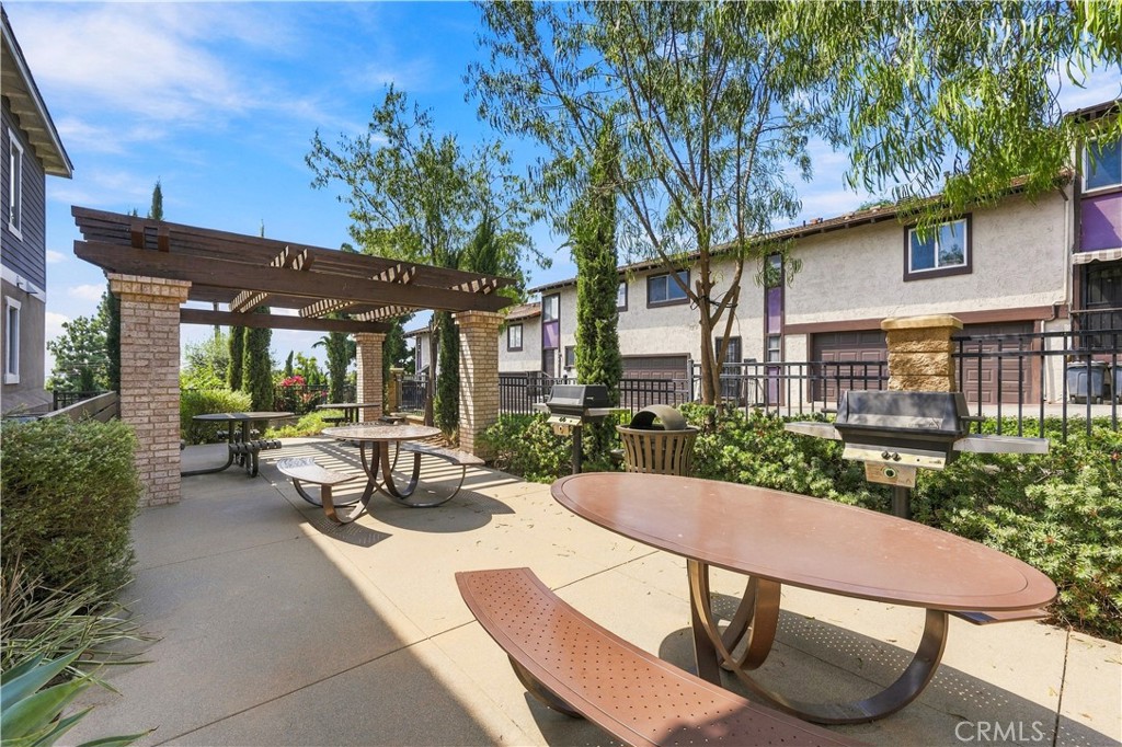 5315 Bihr Court