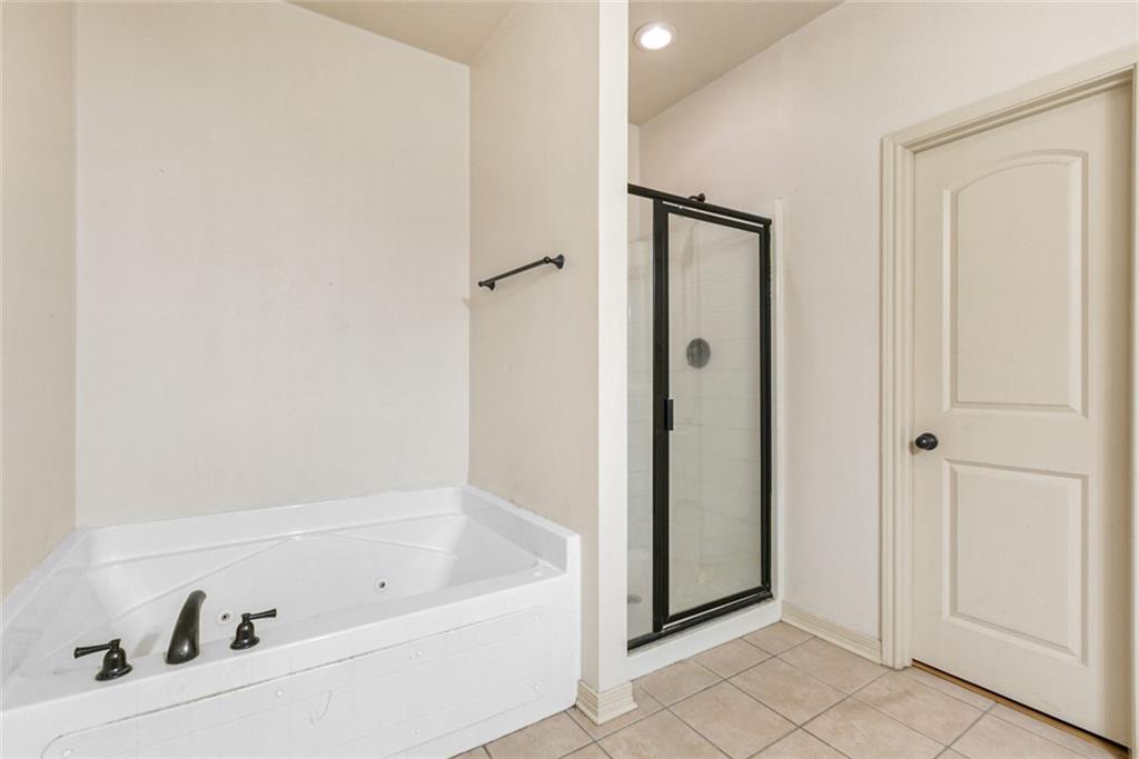 571 DAYBREAK Drive