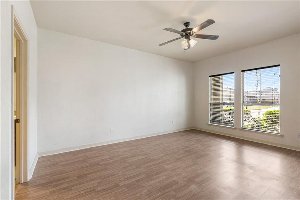 571 DAYBREAK Drive